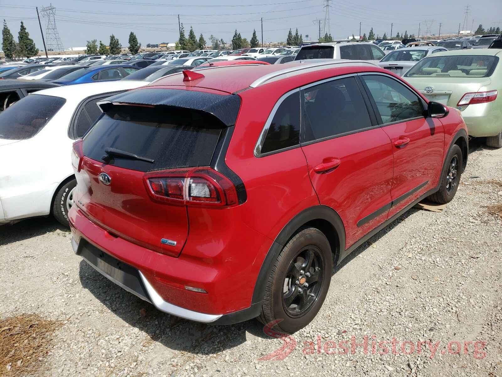 KNDCB3LC2J5190256 2018 KIA NIRO