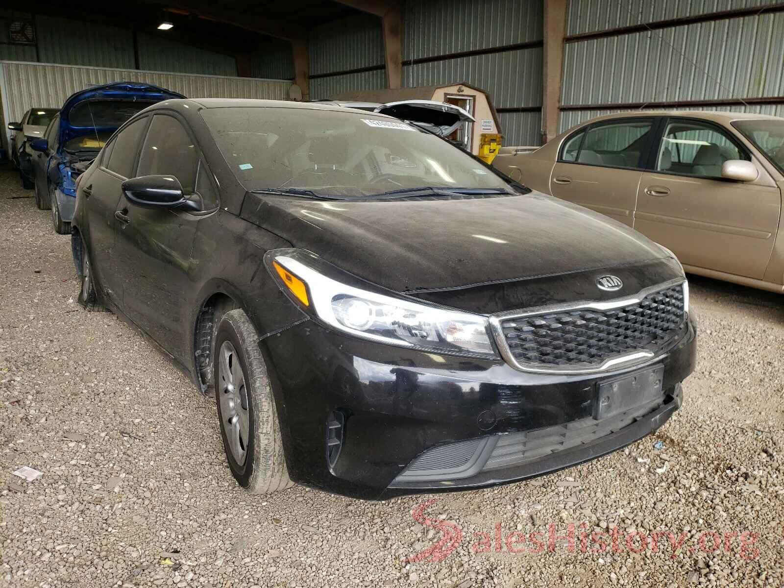 3KPFK4A78HE129923 2017 KIA FORTE