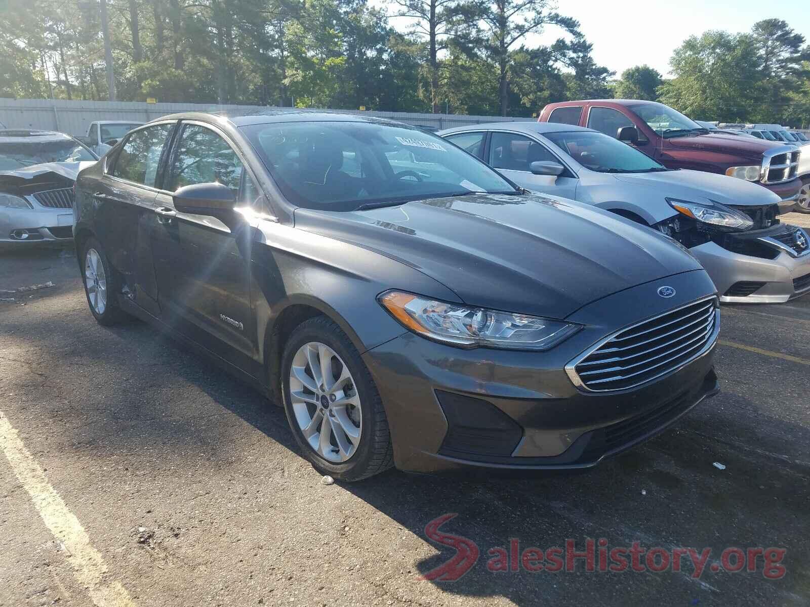 3FA6P0LUXKR140411 2019 FORD FUSION