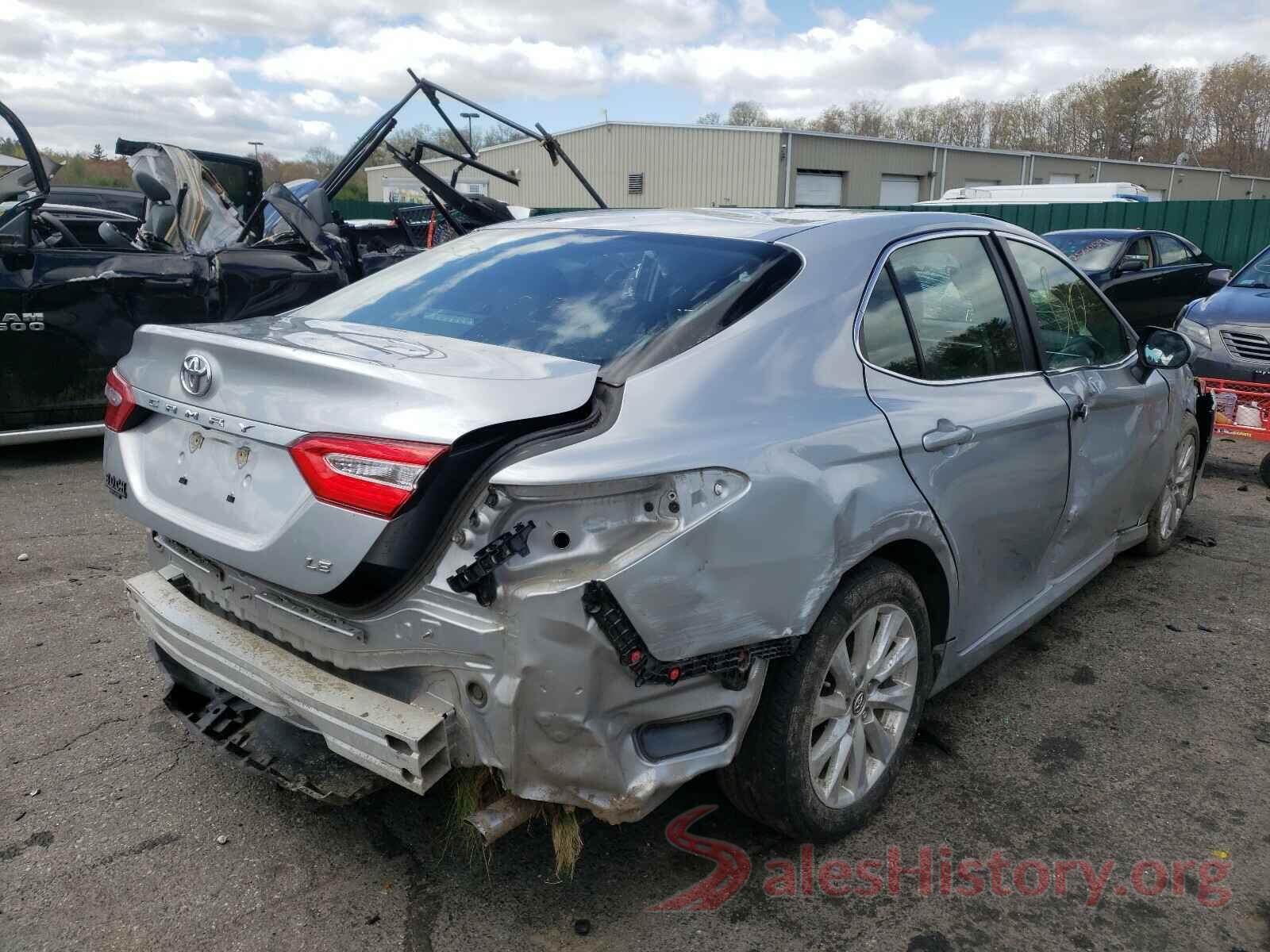 4T1B11HK8JU514556 2018 TOYOTA CAMRY