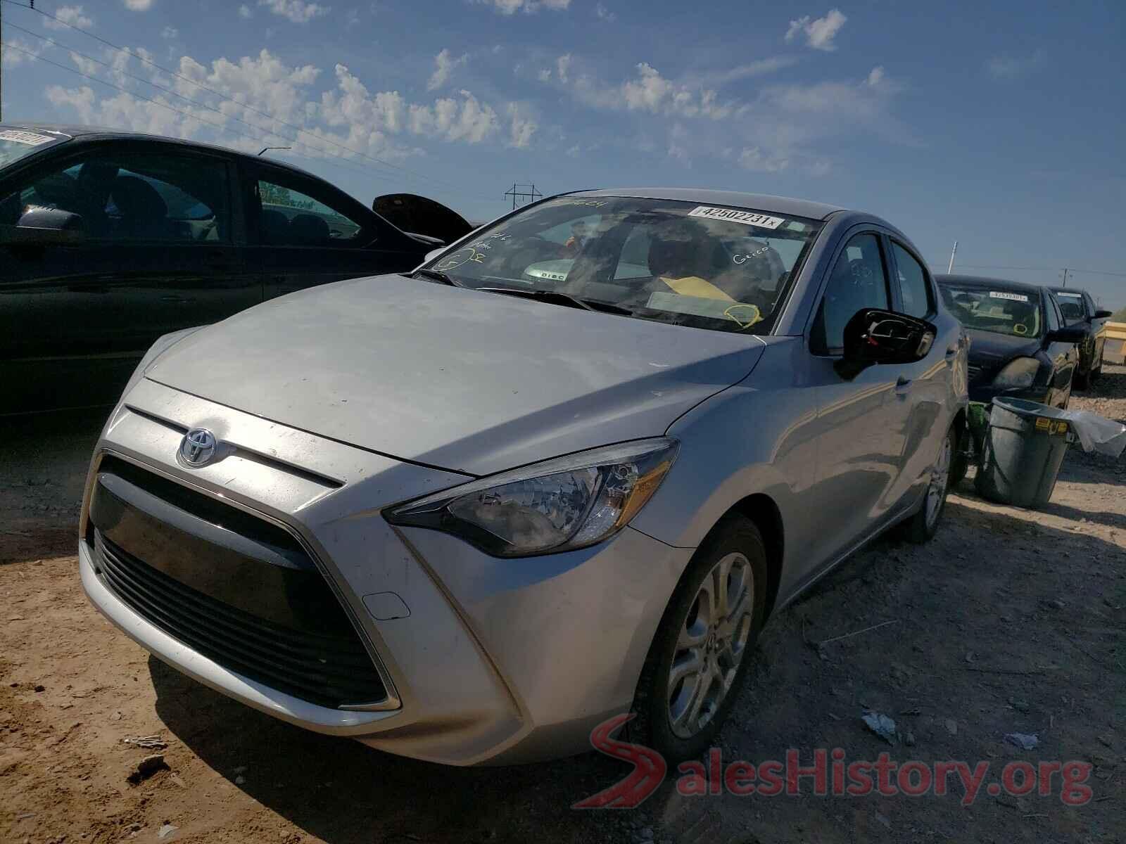 3MYDLBYV3JY317624 2018 TOYOTA YARIS