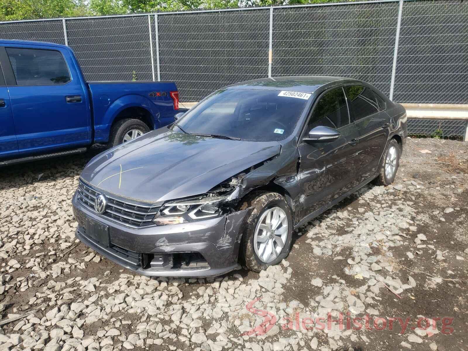 1VWAA7A38JC010856 2018 VOLKSWAGEN PASSAT