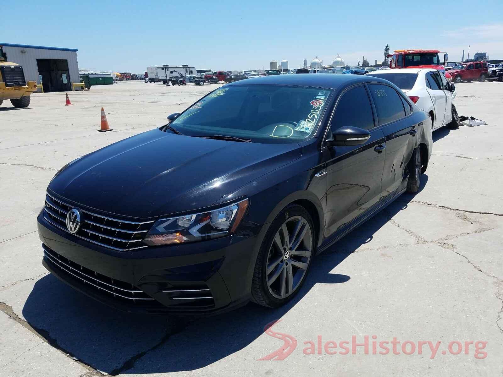 1VWAA7A37JC020083 2018 VOLKSWAGEN PASSAT