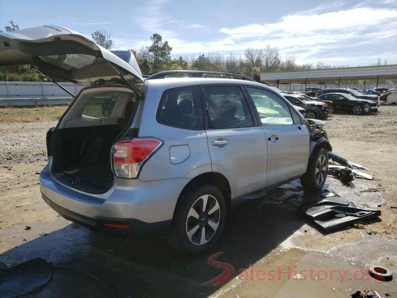 JF2SJAEC1JH419235 2018 SUBARU FORESTER