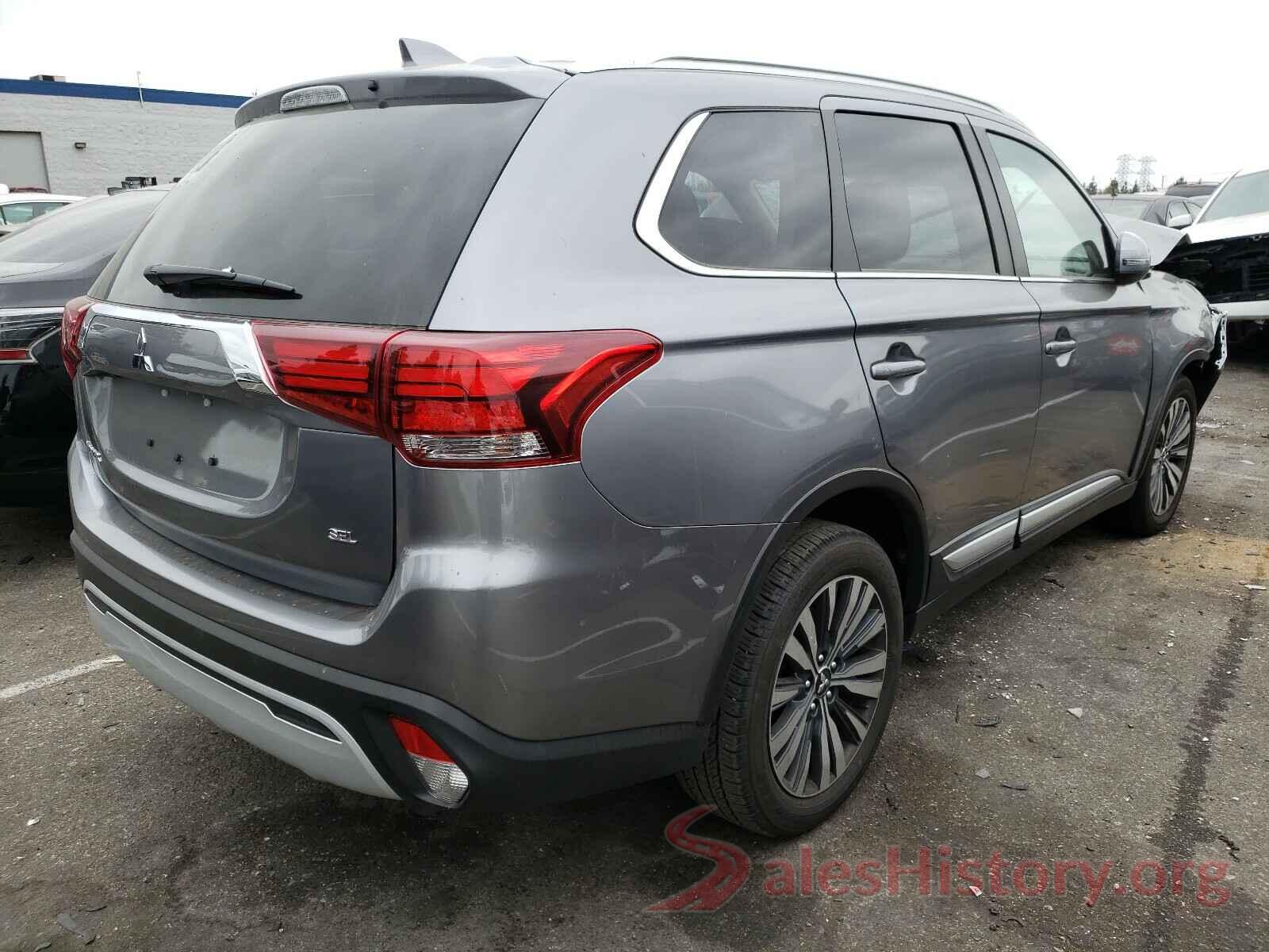 JA4AD3A33LJ001882 2020 MITSUBISHI OUTLANDER