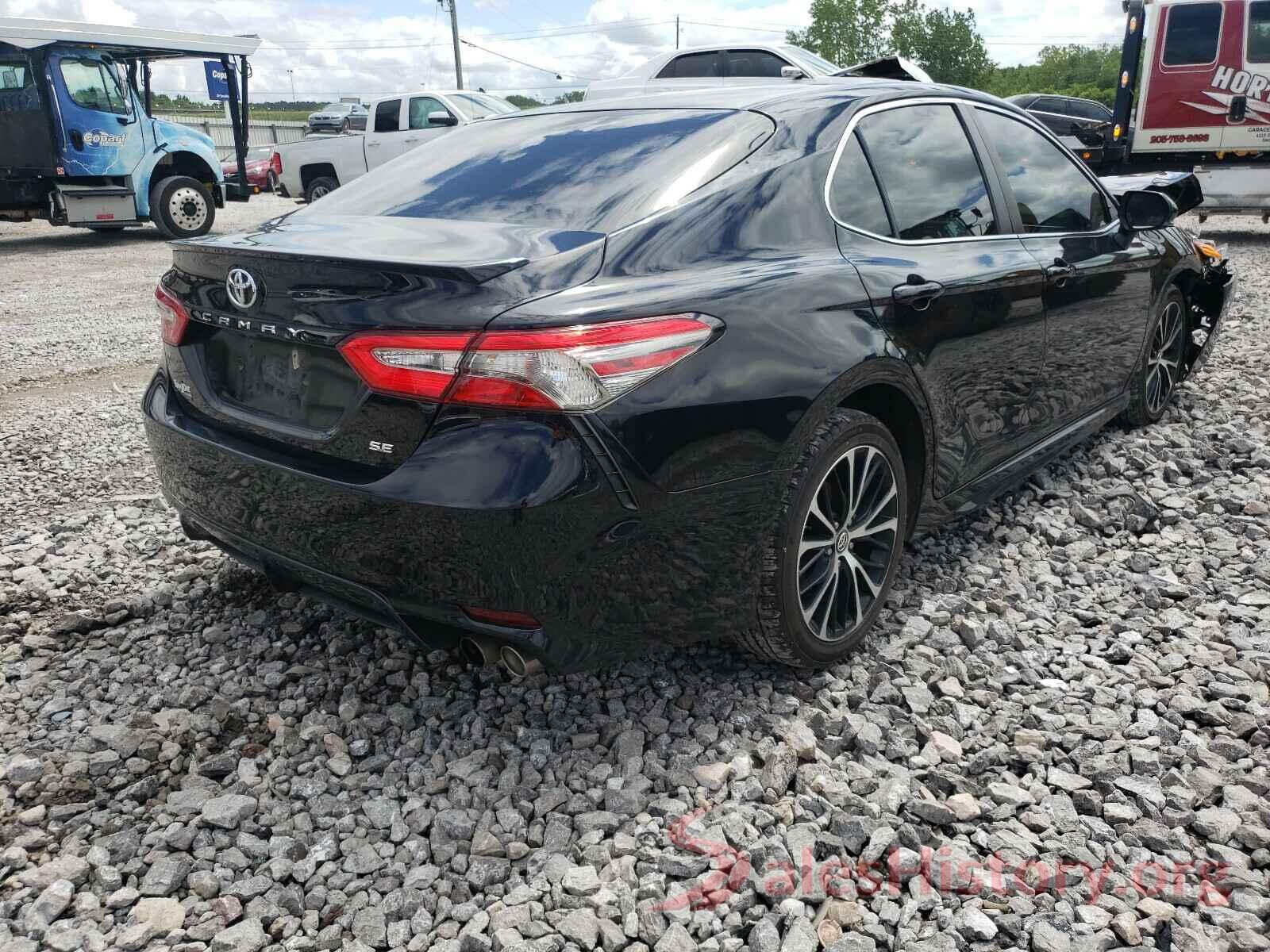 4T1B11HK2JU594436 2018 TOYOTA CAMRY