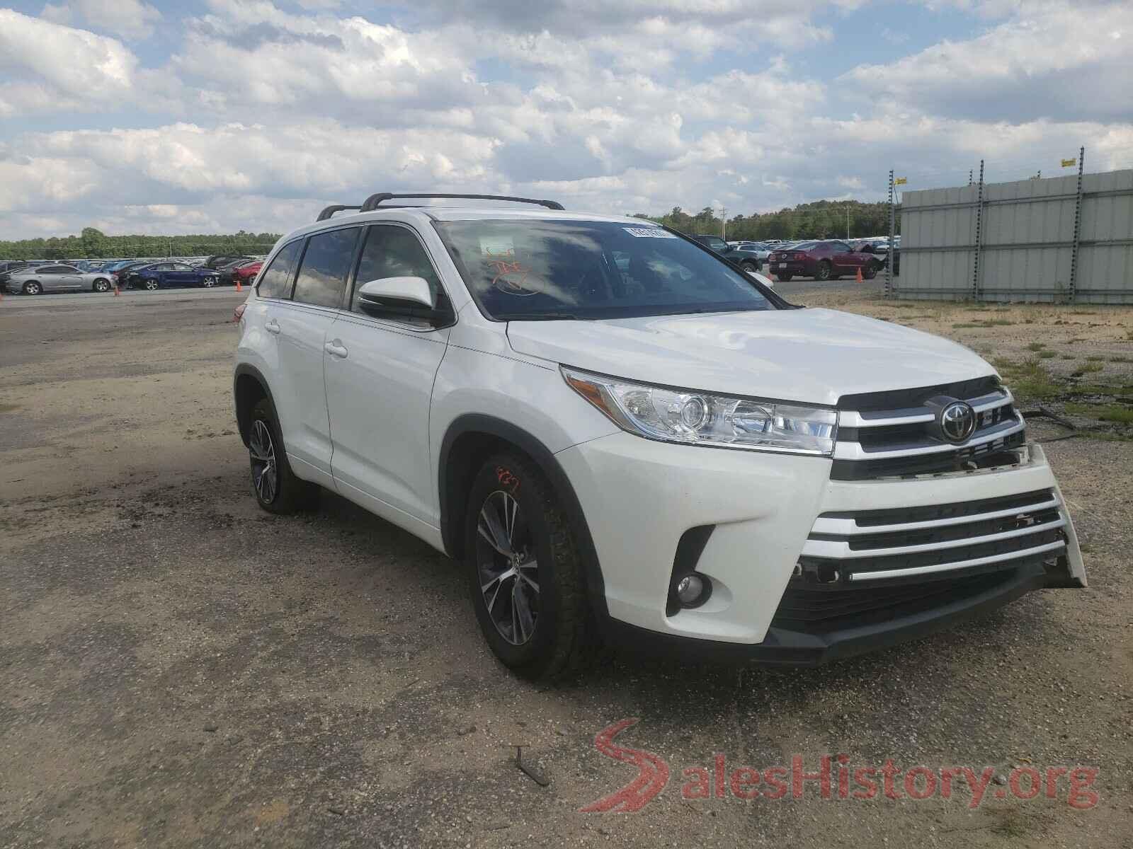 5TDZARFH7JS034635 2018 TOYOTA HIGHLANDER