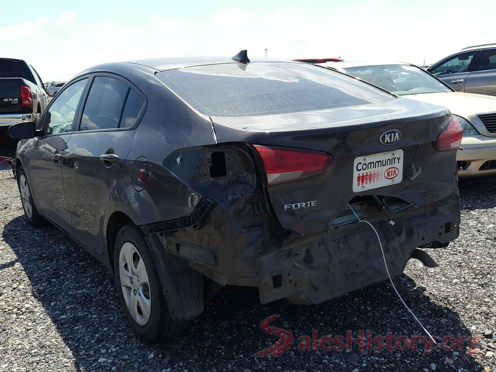 3KPFK4A70JE227026 2018 KIA FORTE