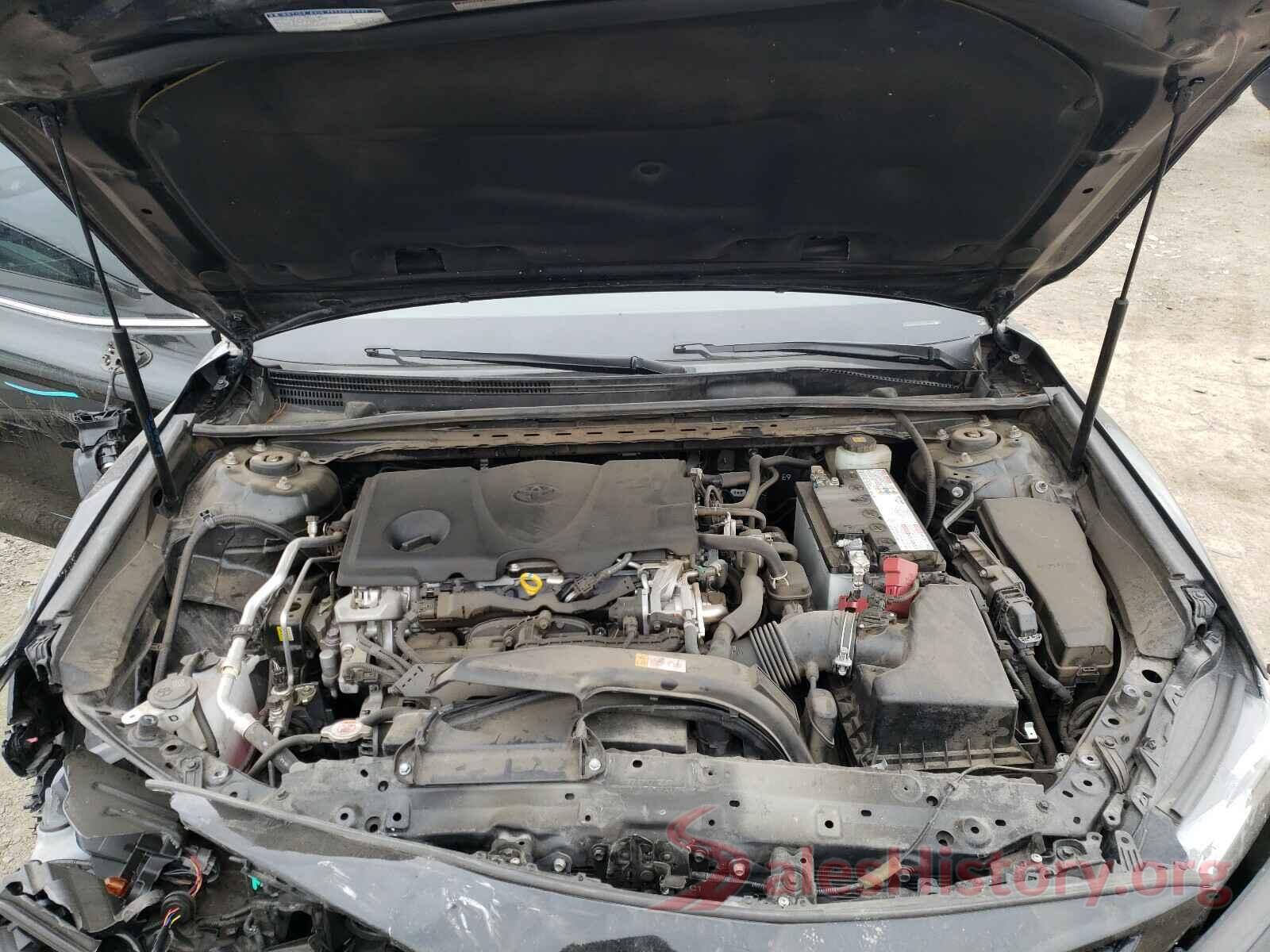 JTNB11HK1J3049169 2018 TOYOTA CAMRY