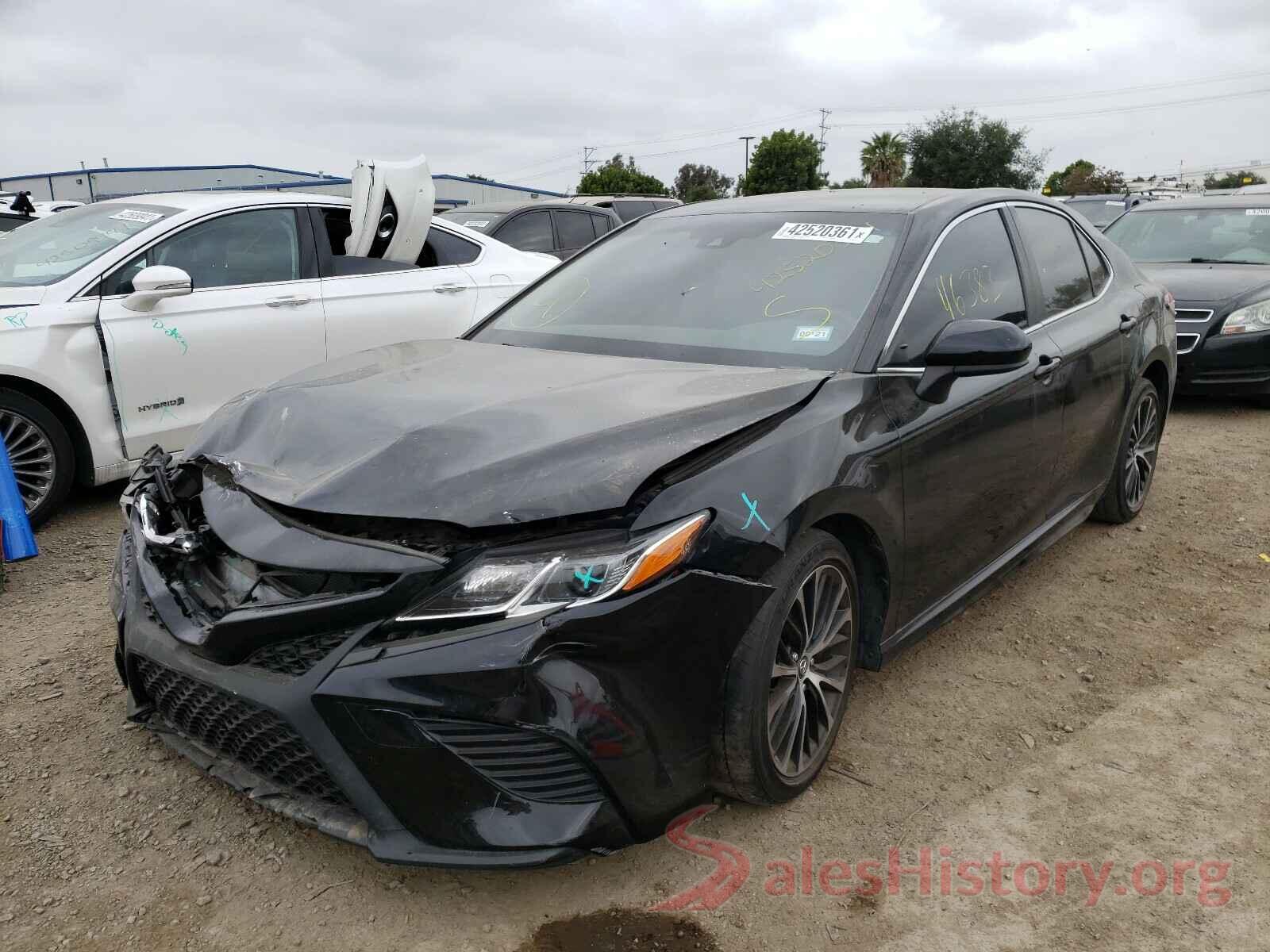 JTNB11HK1J3049169 2018 TOYOTA CAMRY