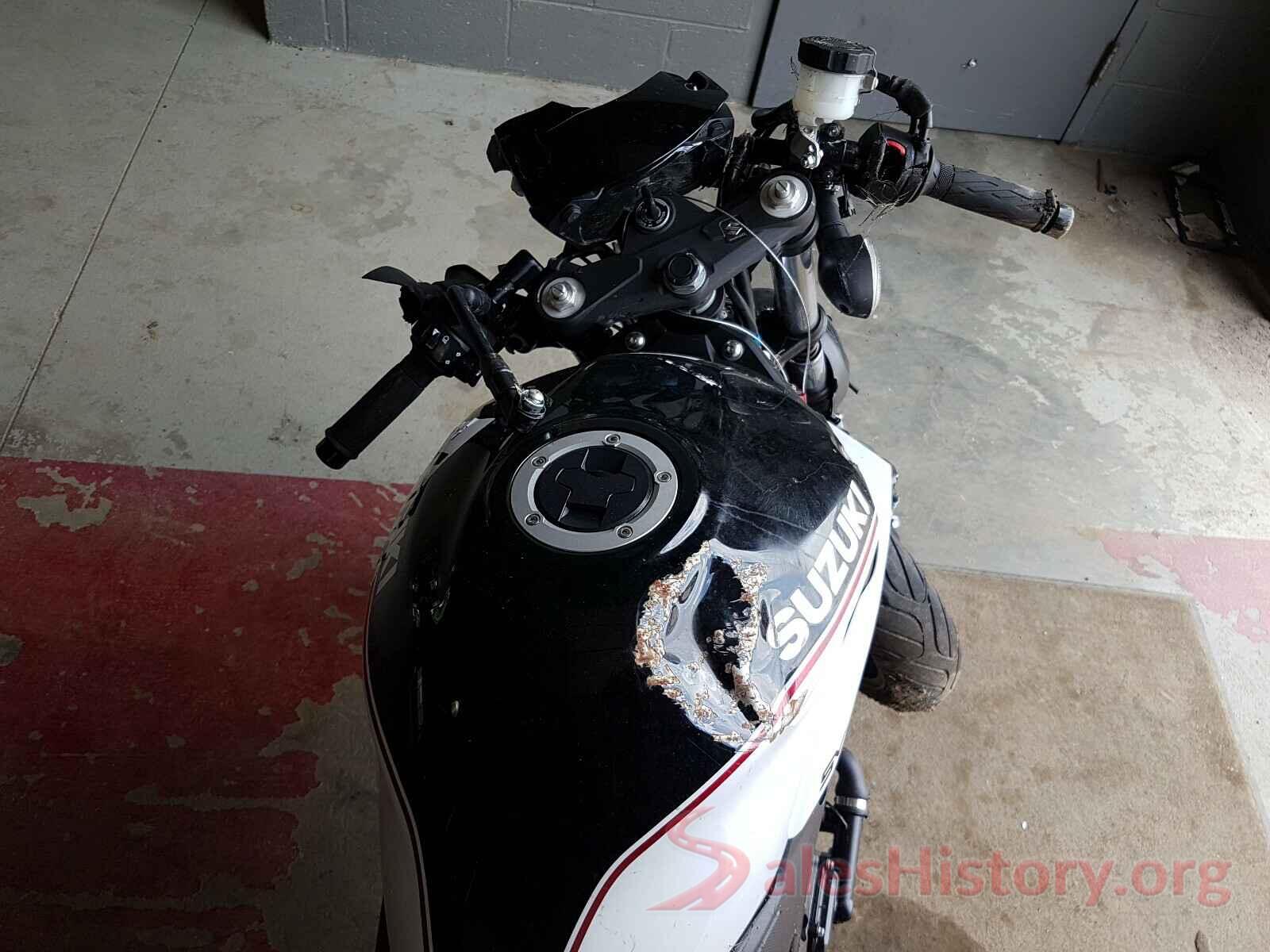 JS1VP55B9K7100904 2019 SUZUKI SV650