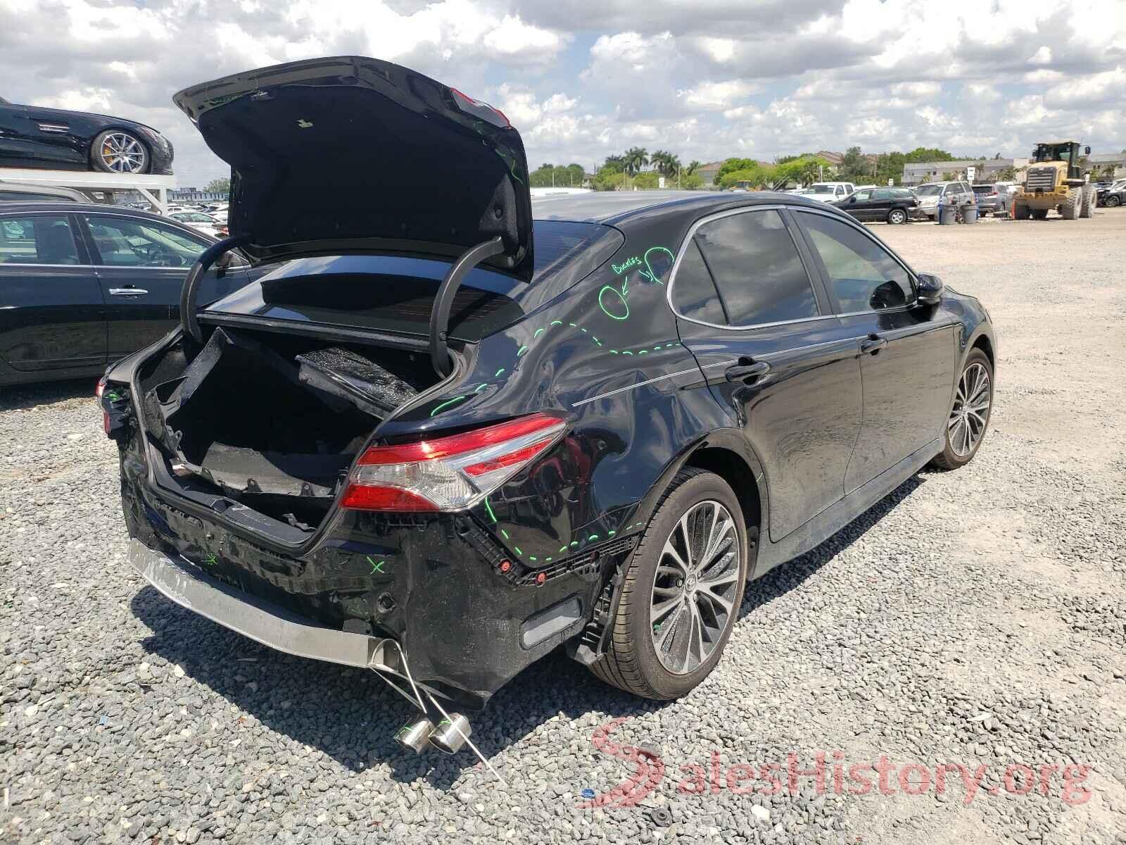 4T1B11HK6JU674385 2018 TOYOTA CAMRY