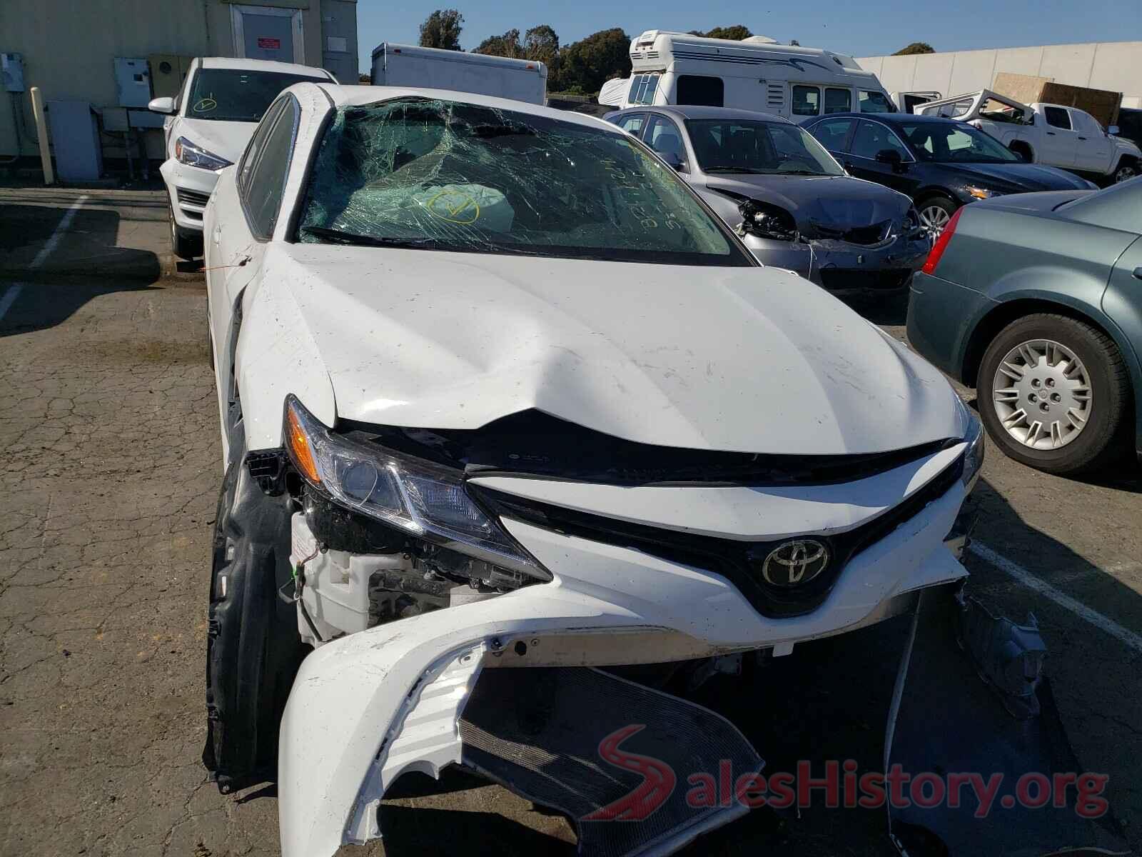 4T1B11HK2KU243690 2019 TOYOTA CAMRY