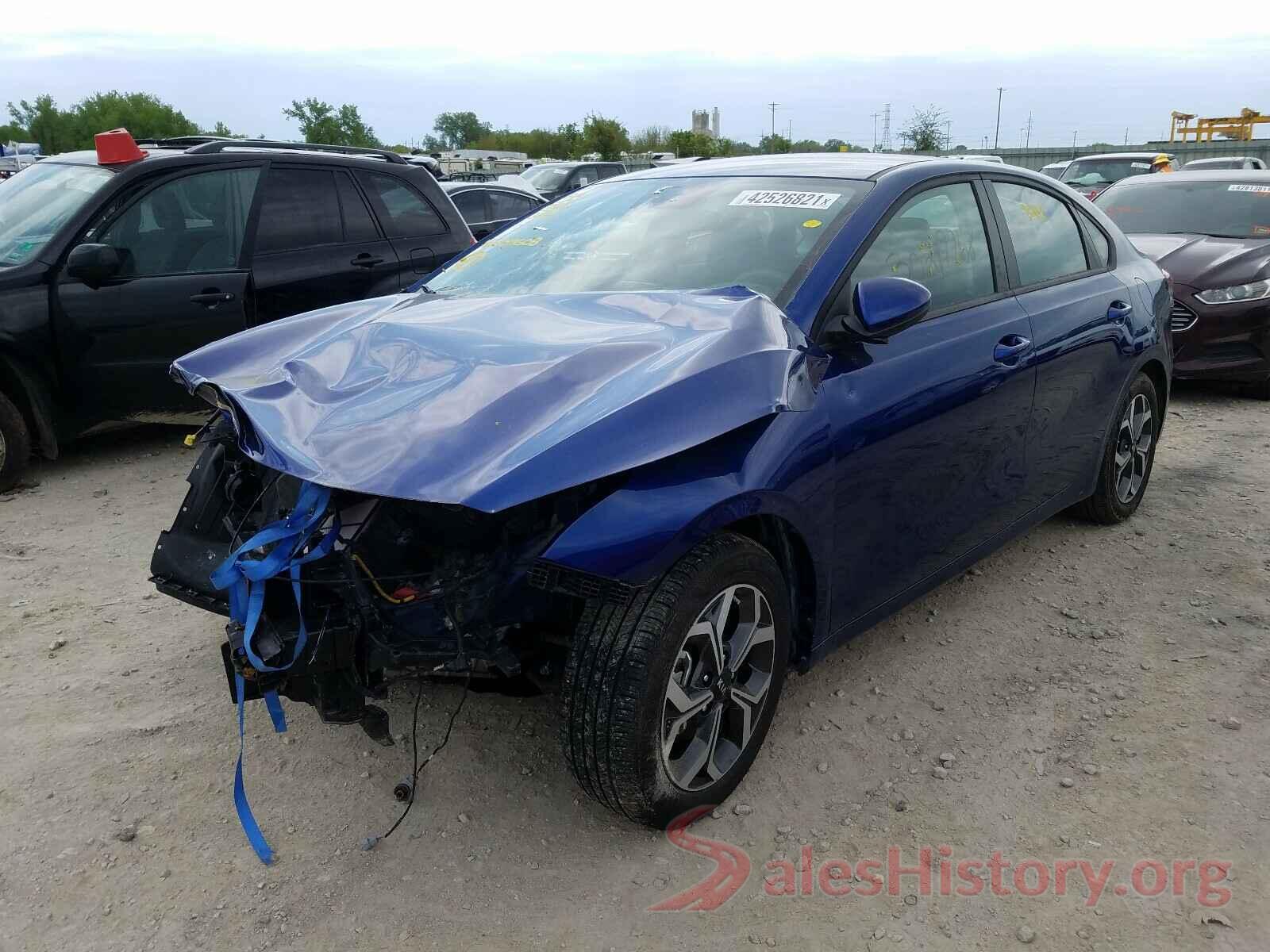 3KPF24AD4KE107608 2019 KIA FORTE