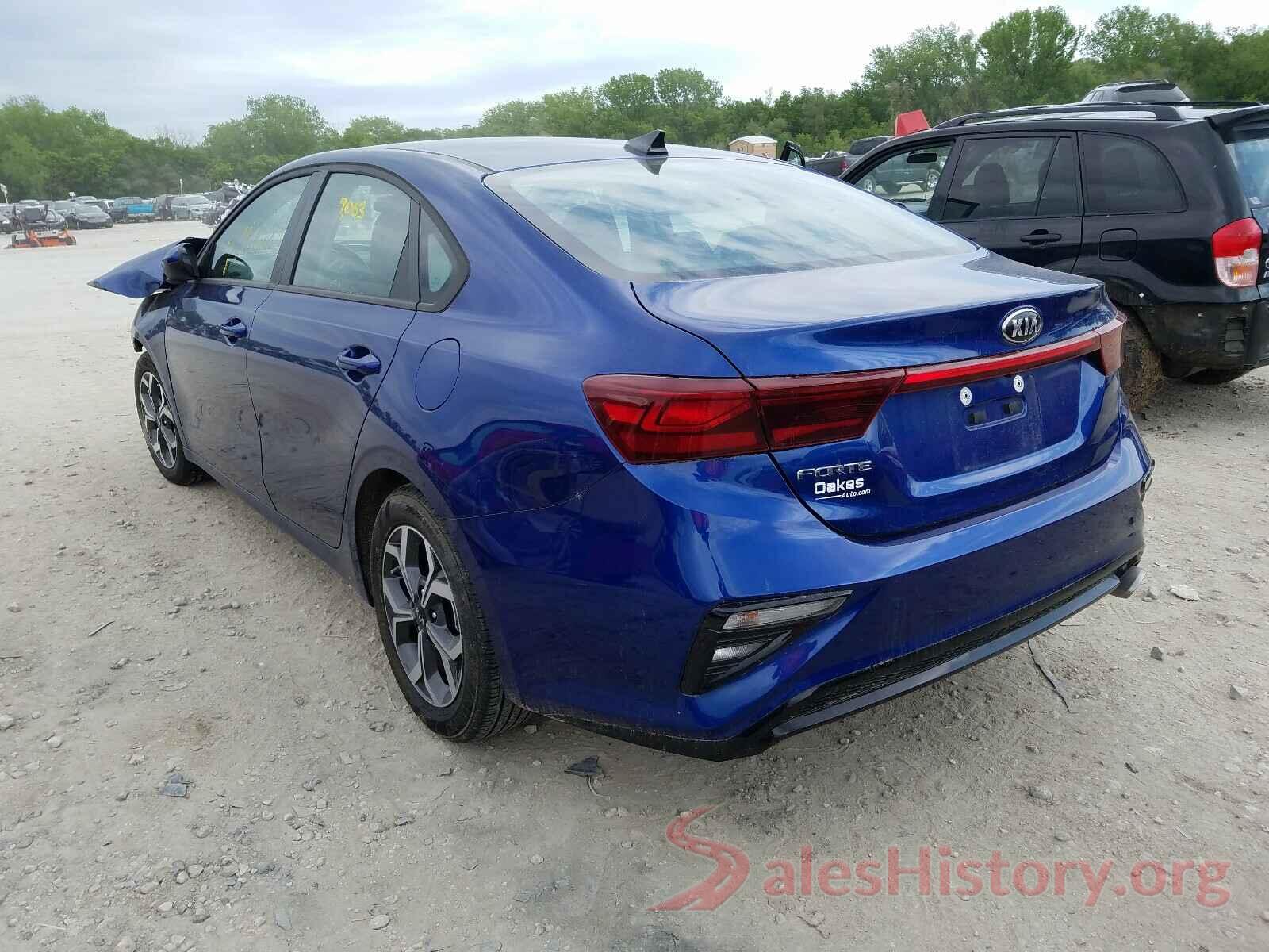 3KPF24AD4KE107608 2019 KIA FORTE