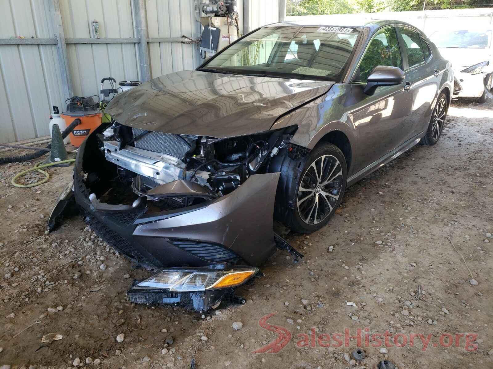 4T1B11HK5KU720547 2019 TOYOTA CAMRY