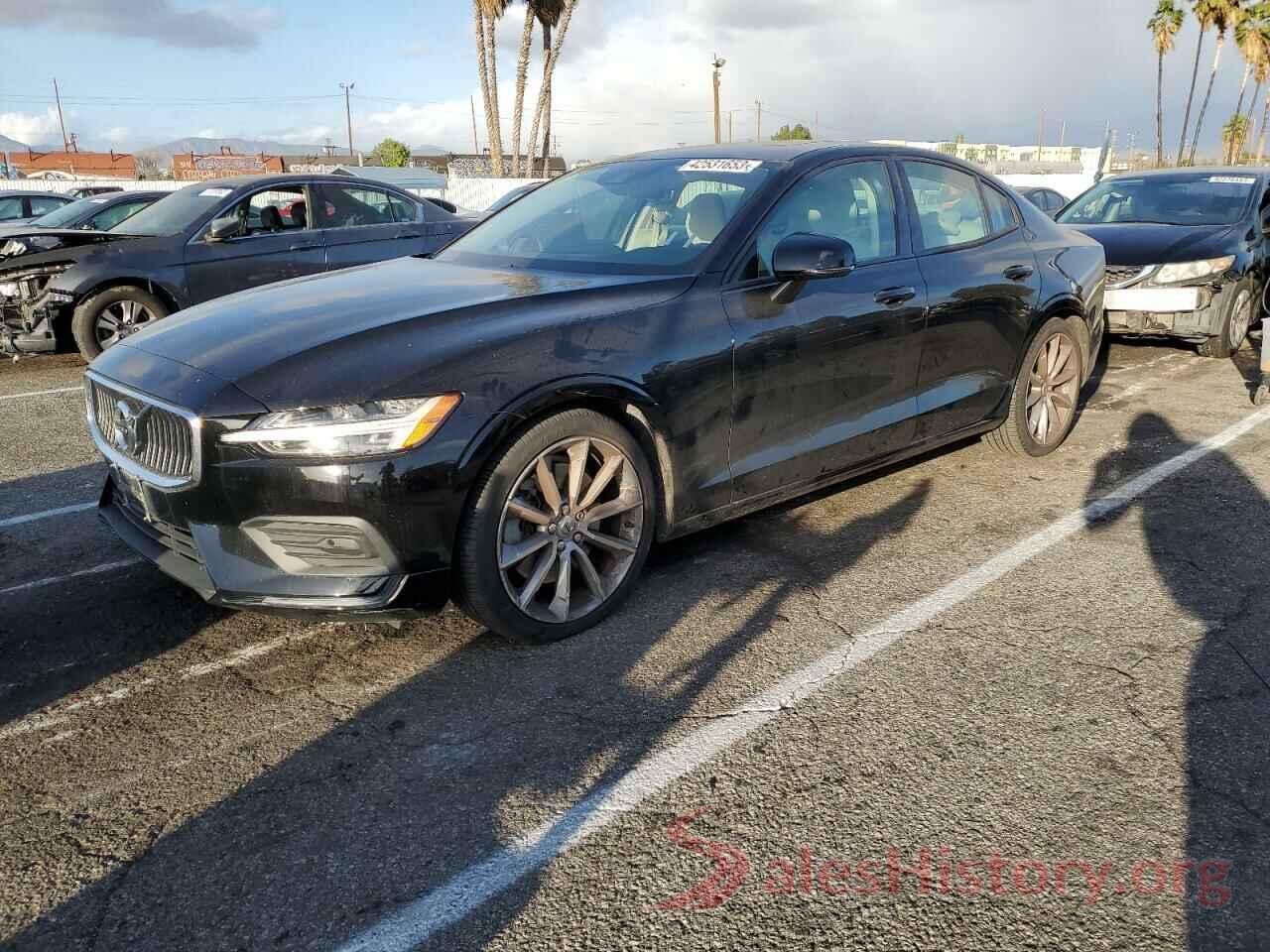 7JRA22TK6KG011927 2019 VOLVO S60