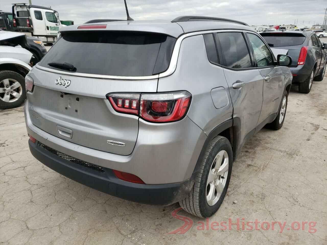 3C4NJCBB8JT227251 2018 JEEP COMPASS