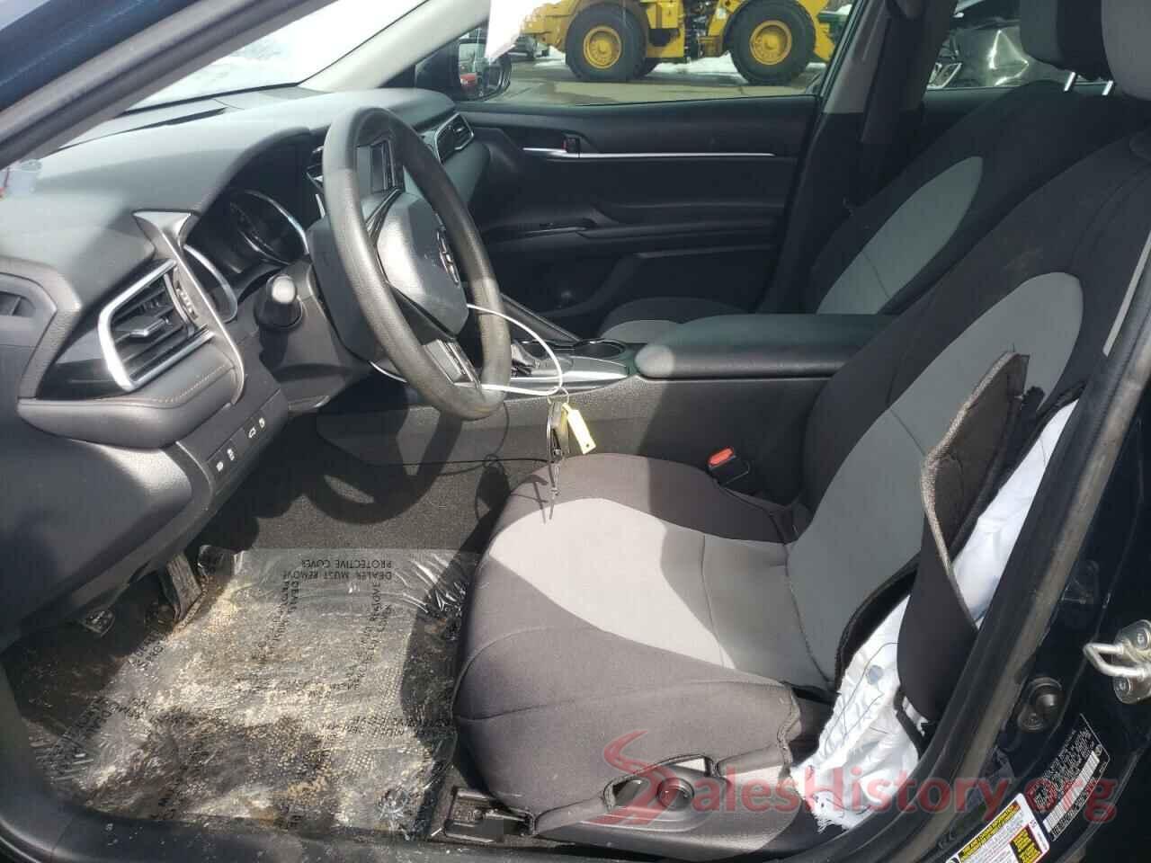 4T1B11HK3JU602608 2018 TOYOTA CAMRY