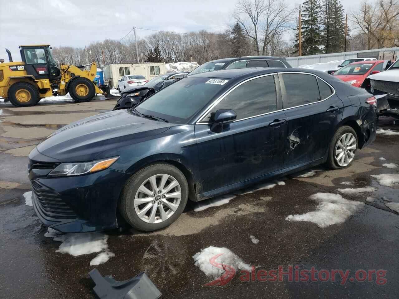 4T1B11HK3JU602608 2018 TOYOTA CAMRY