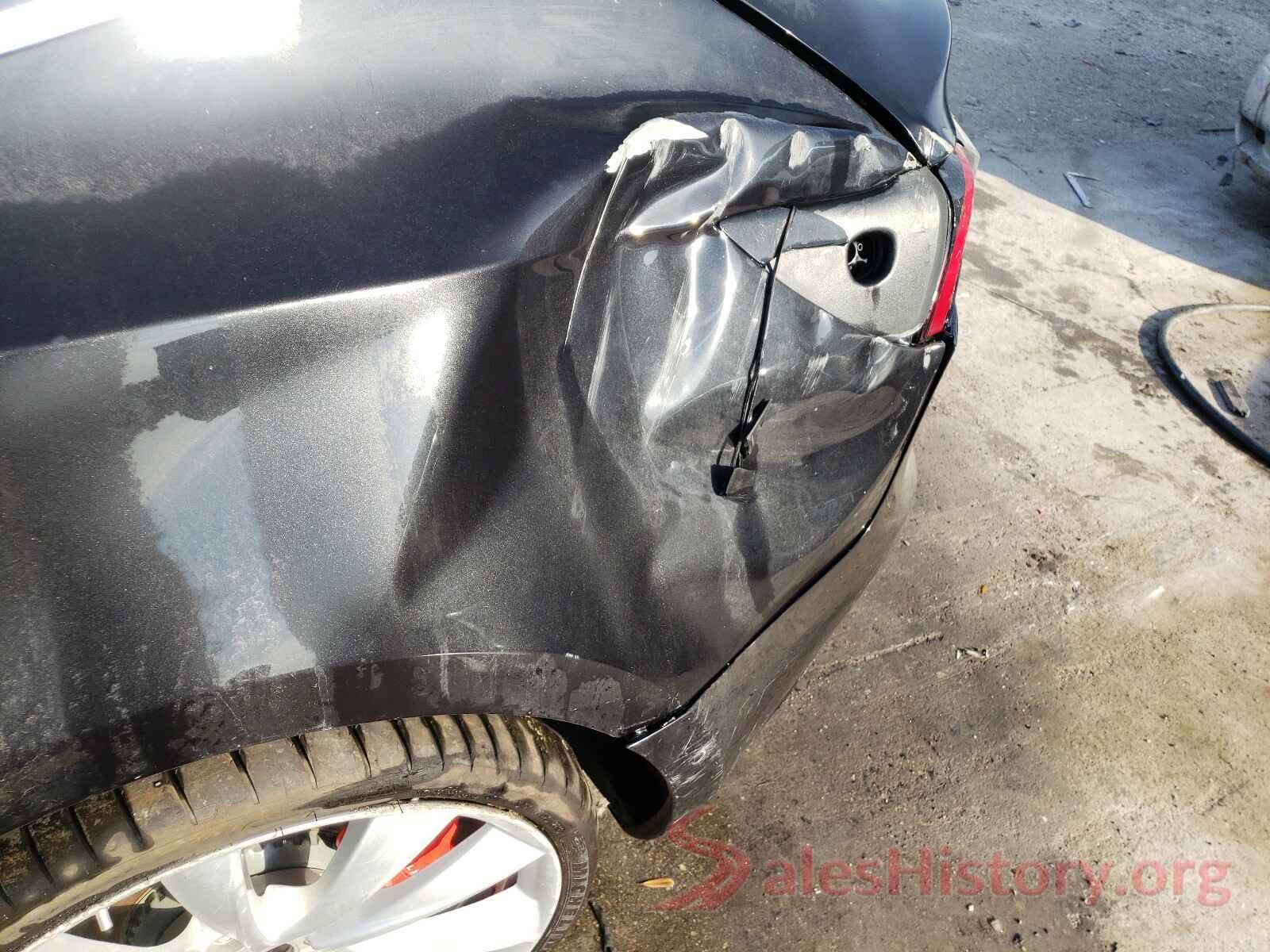 5YJ3E1EB1JF069698 2018 TESLA MODEL 3