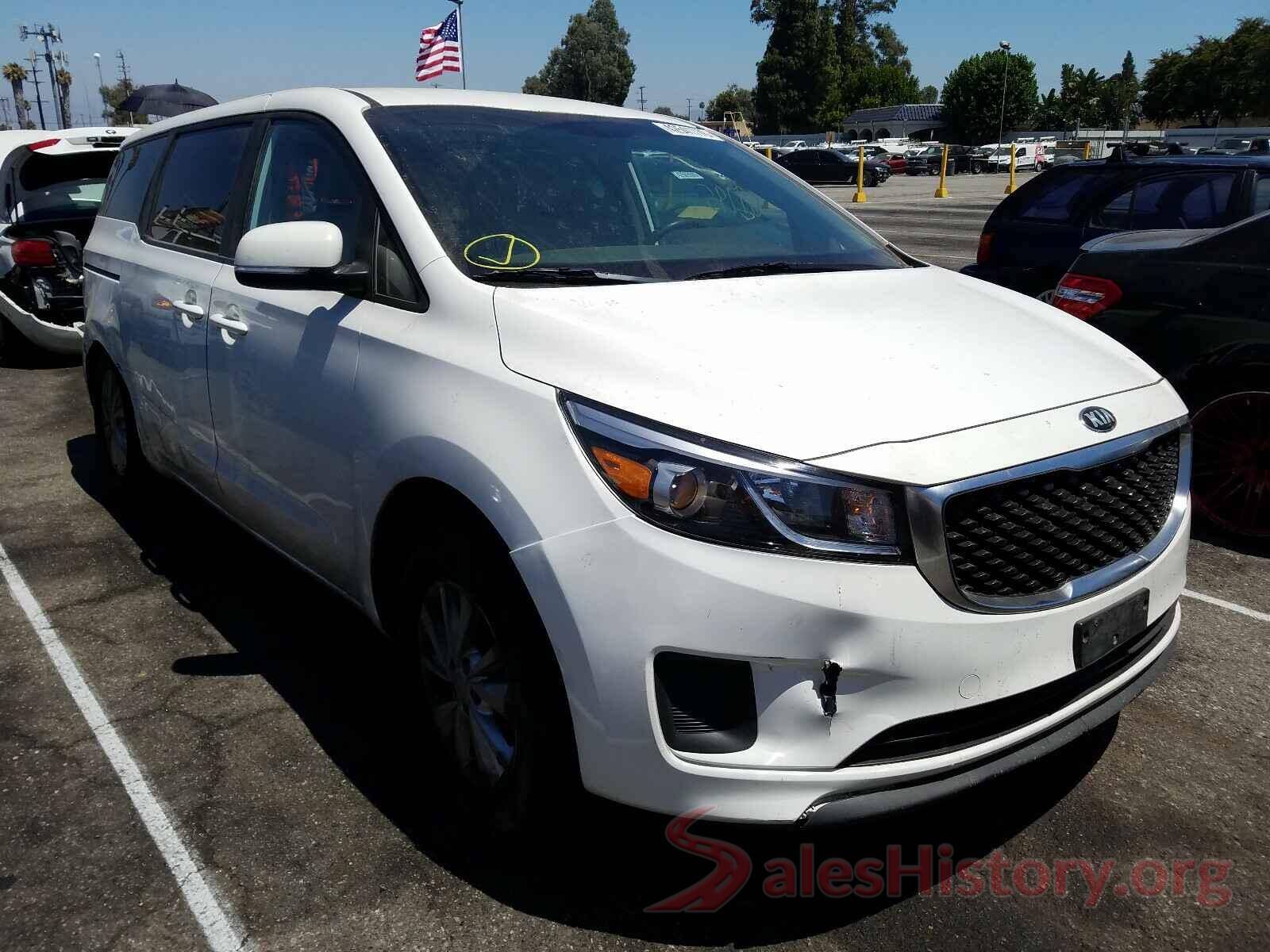 KNDMB5C15H6245723 2017 KIA SEDONA