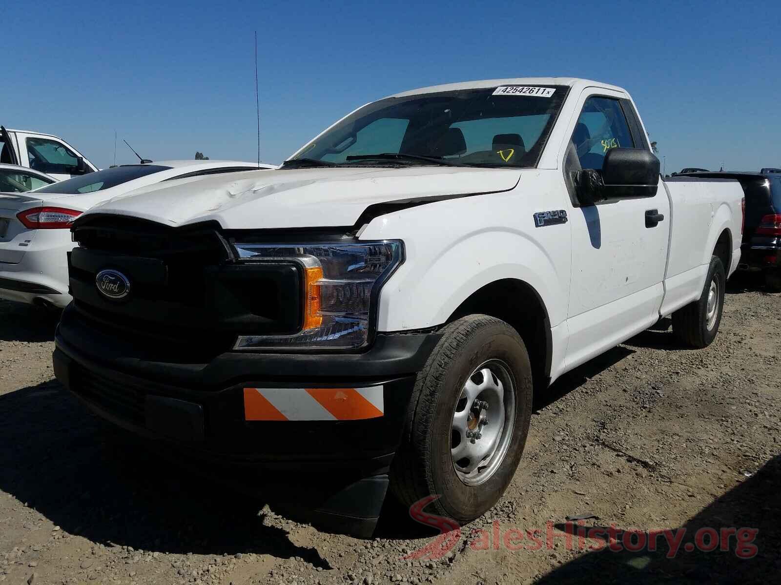 1FTMF1CB0JKE24156 2018 FORD F150