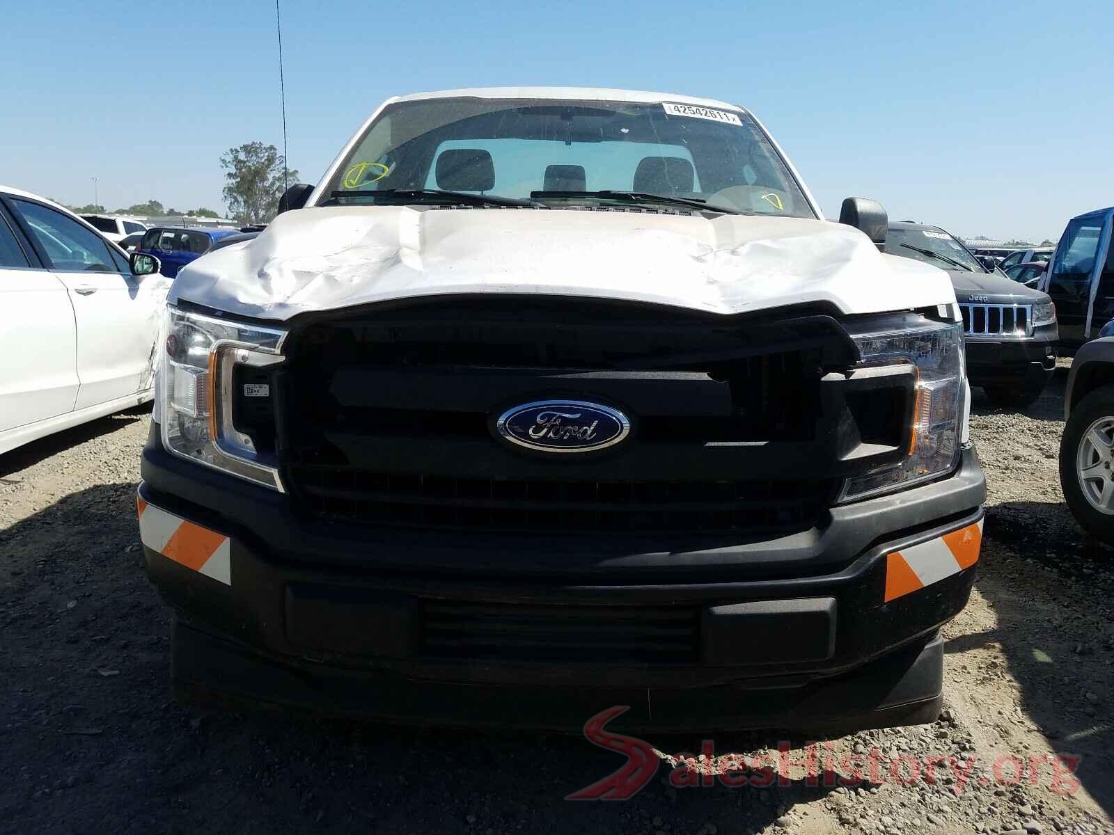 1FTMF1CB0JKE24156 2018 FORD F150