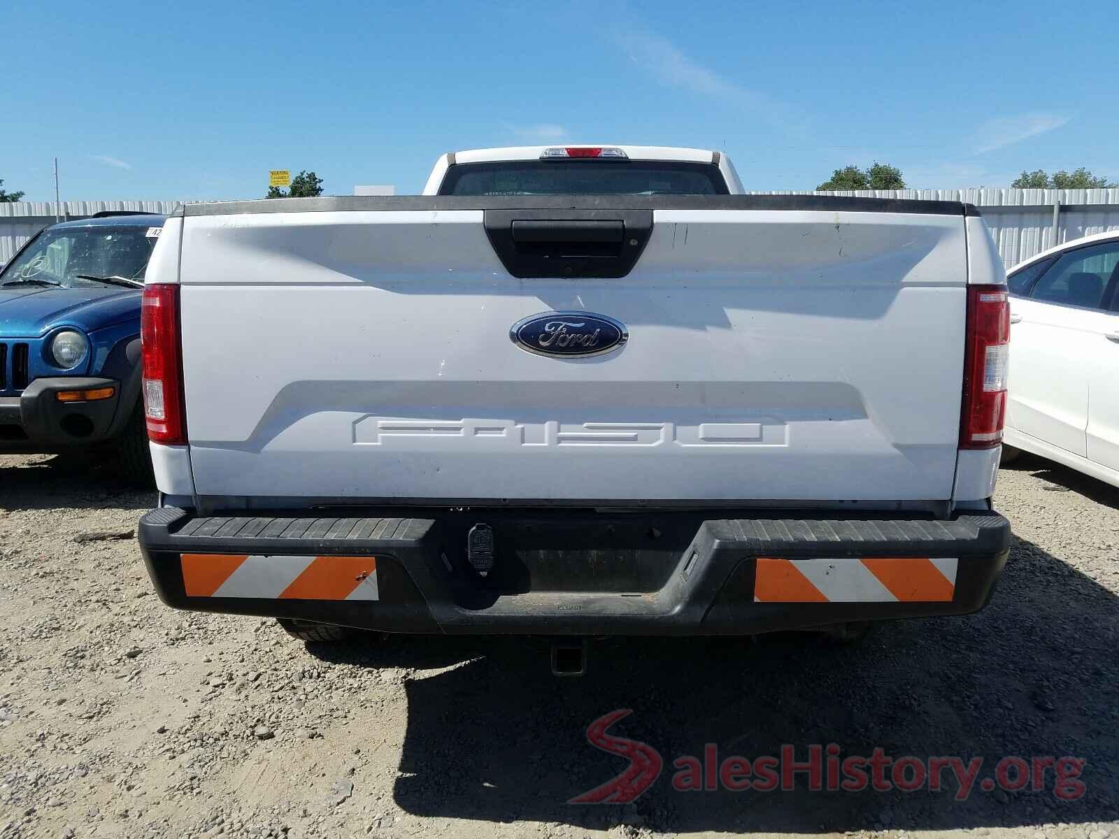 1FTMF1CB0JKE24156 2018 FORD F150