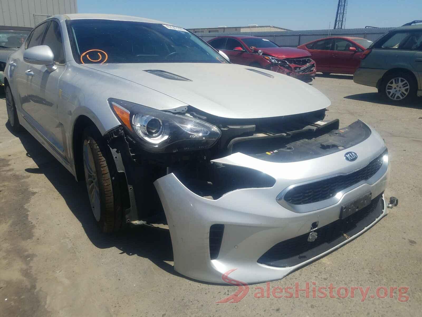 KNAE15LAXJ6012222 2018 KIA STINGER