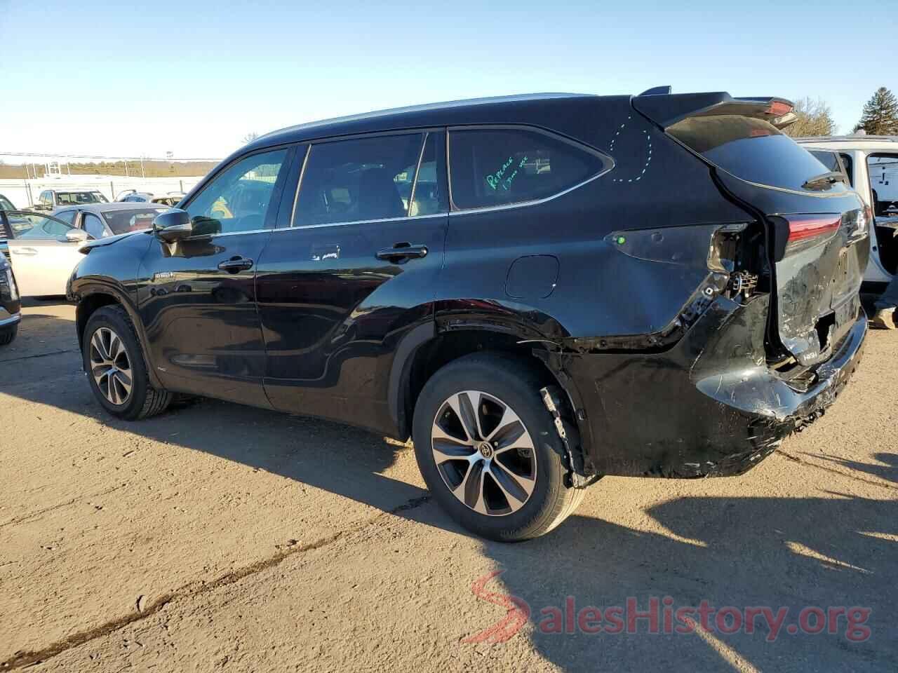 5TDHBRCH4MS534690 2021 TOYOTA HIGHLANDER