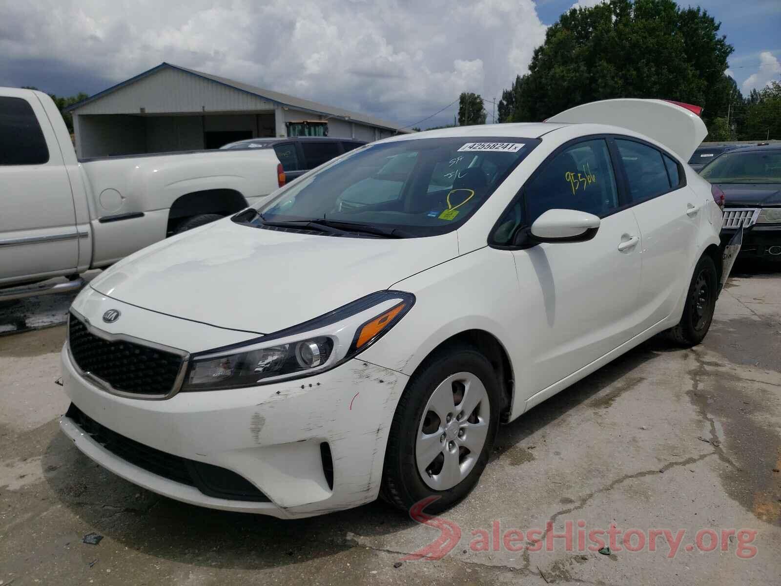 3KPFK4A76HE029206 2017 KIA FORTE