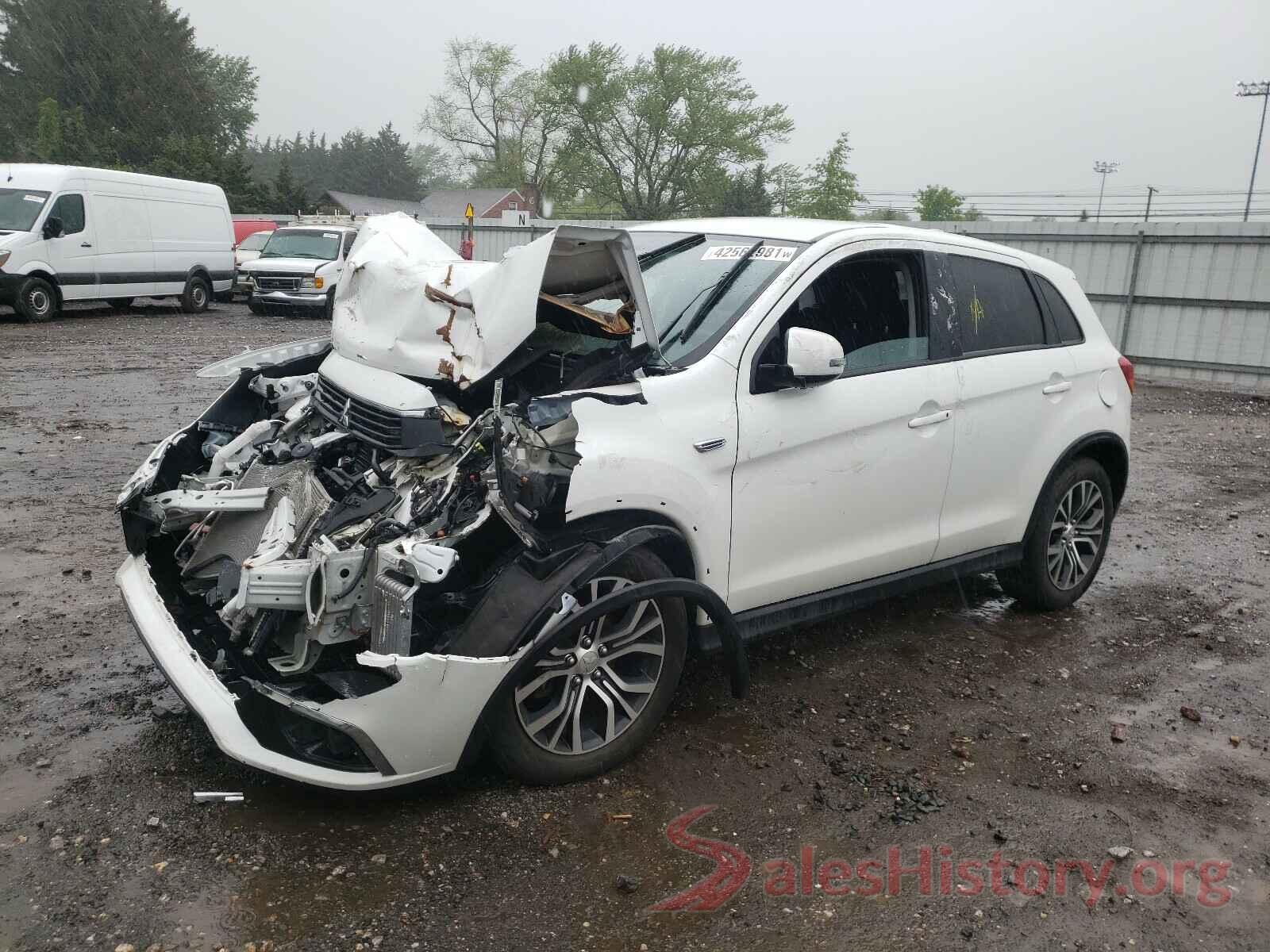 JA4AP3AU4HZ065521 2017 MITSUBISHI OUTLANDER