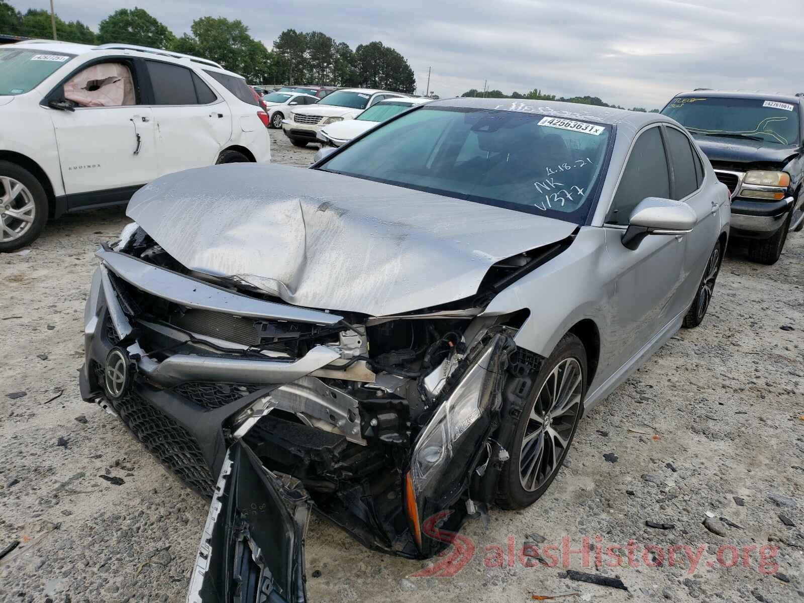 4T1B11HKXKU701377 2019 TOYOTA CAMRY