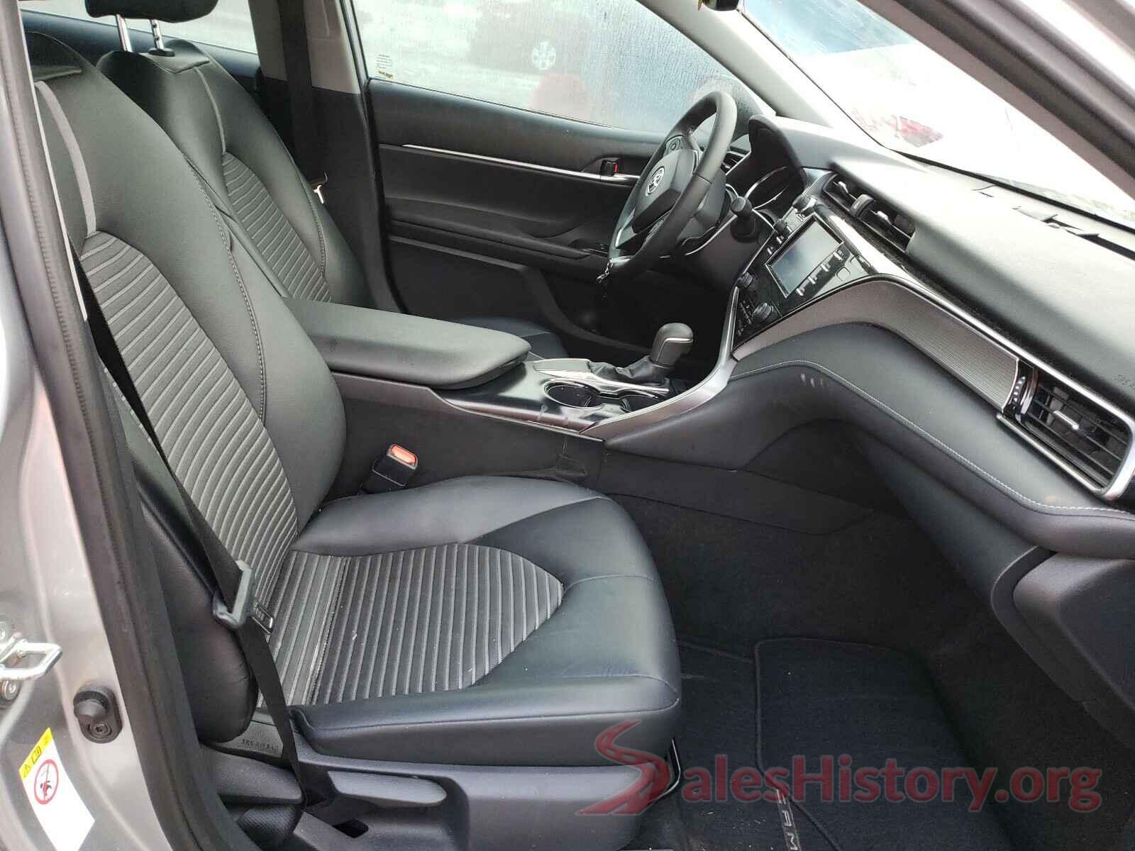 4T1B11HKXKU701377 2019 TOYOTA CAMRY