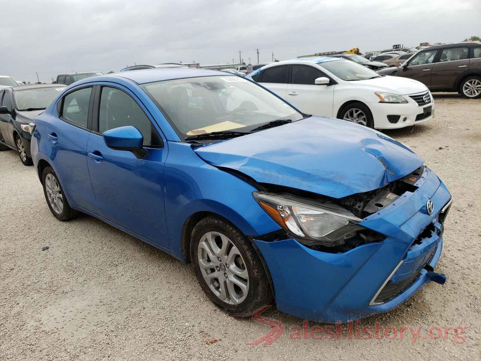 3MYDLBYVXHY153945 2017 TOYOTA YARIS