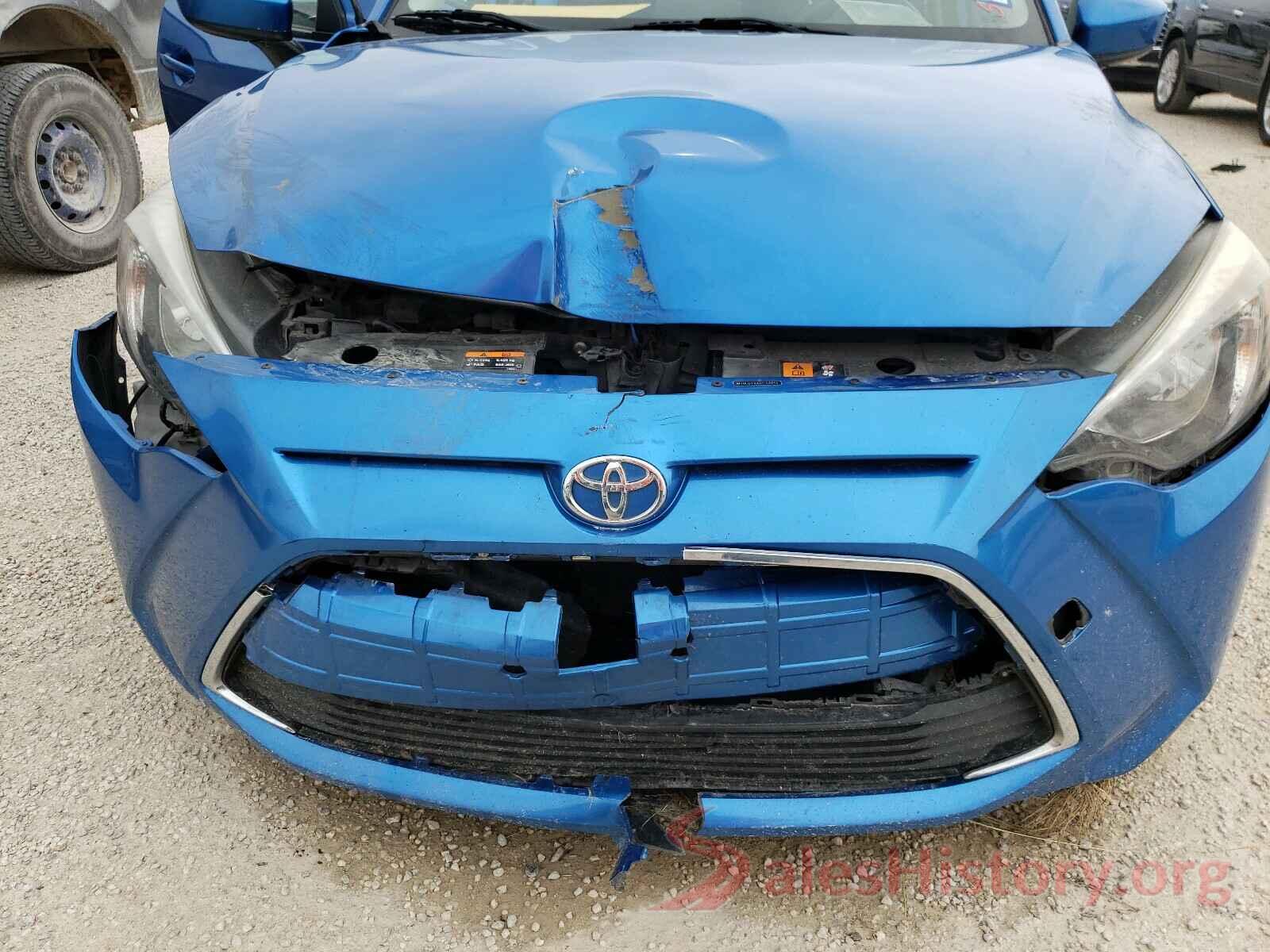 3MYDLBYVXHY153945 2017 TOYOTA YARIS