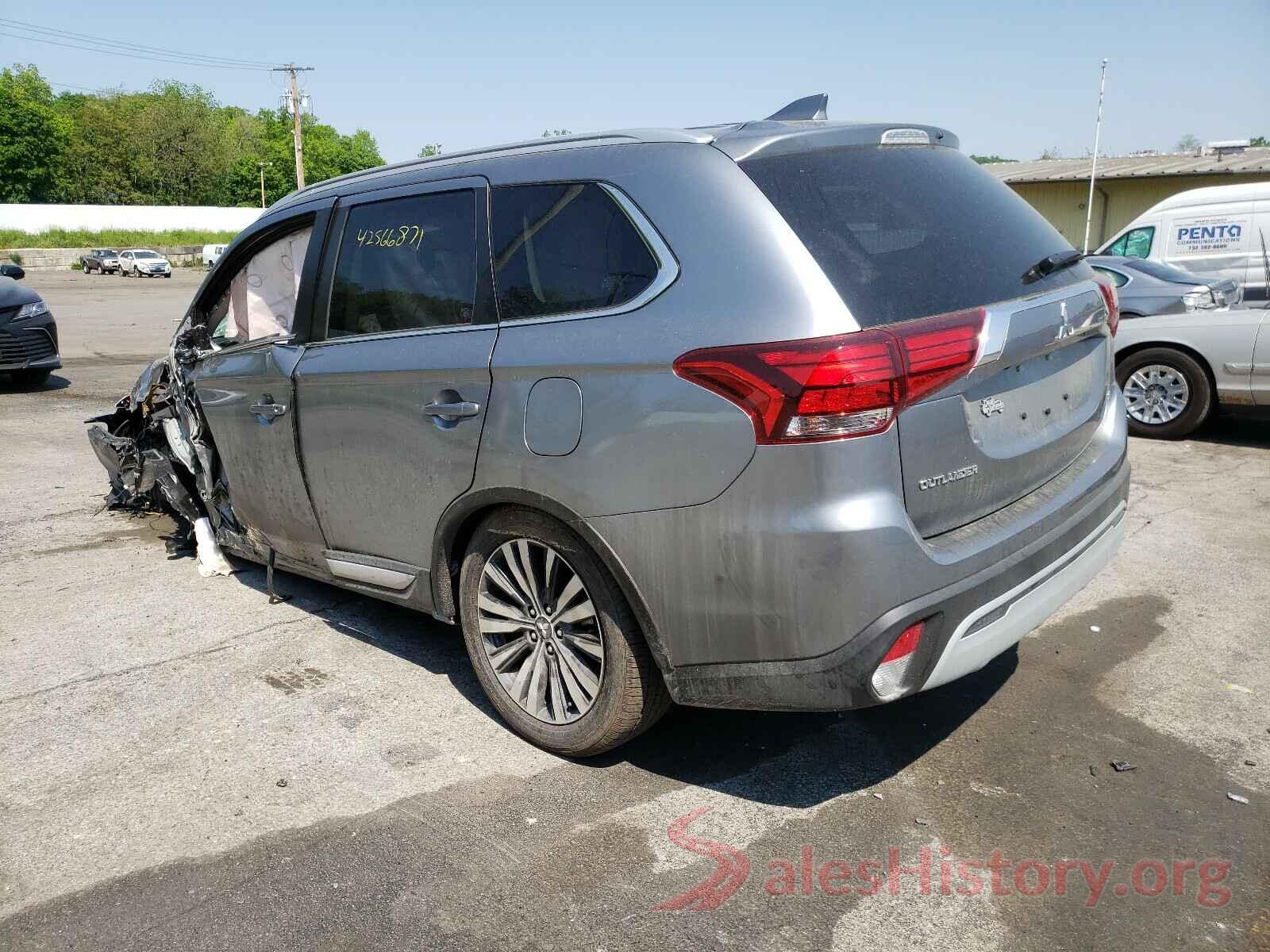 JA4AD3A32LZ045082 2020 MITSUBISHI OUTLANDER