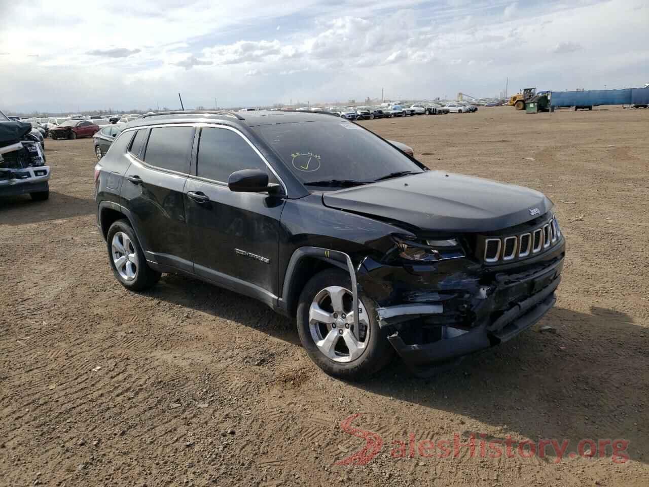 3C4NJDBB9JT139203 2018 JEEP COMPASS