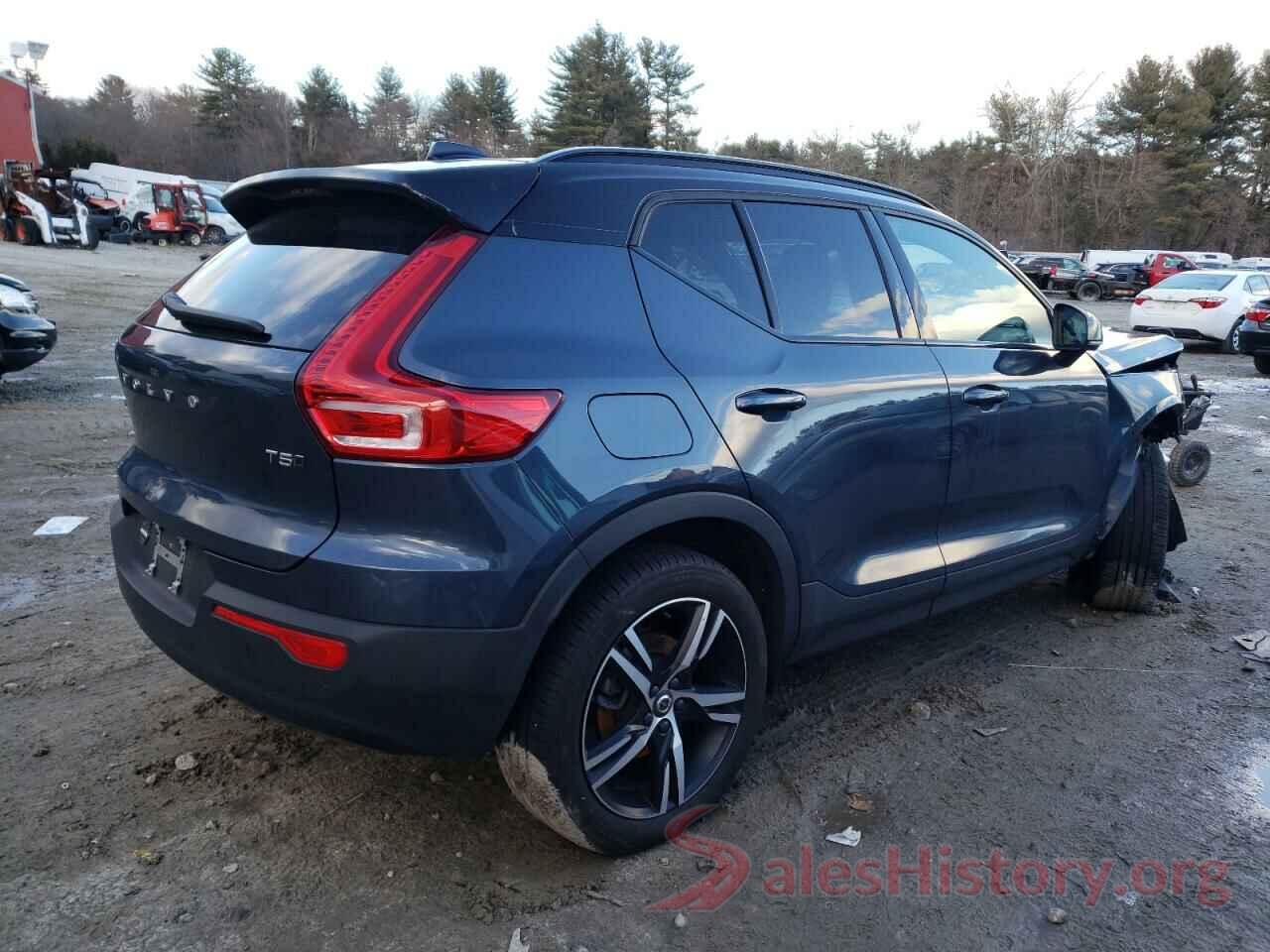 YV4162UM0N2751717 2022 VOLVO XC40