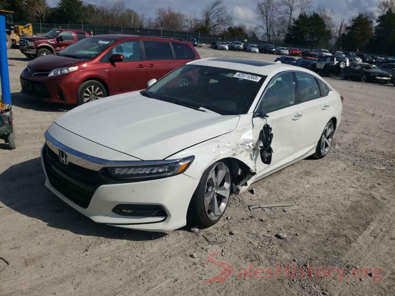 1HGCV2F91KA020403 2019 HONDA ACCORD