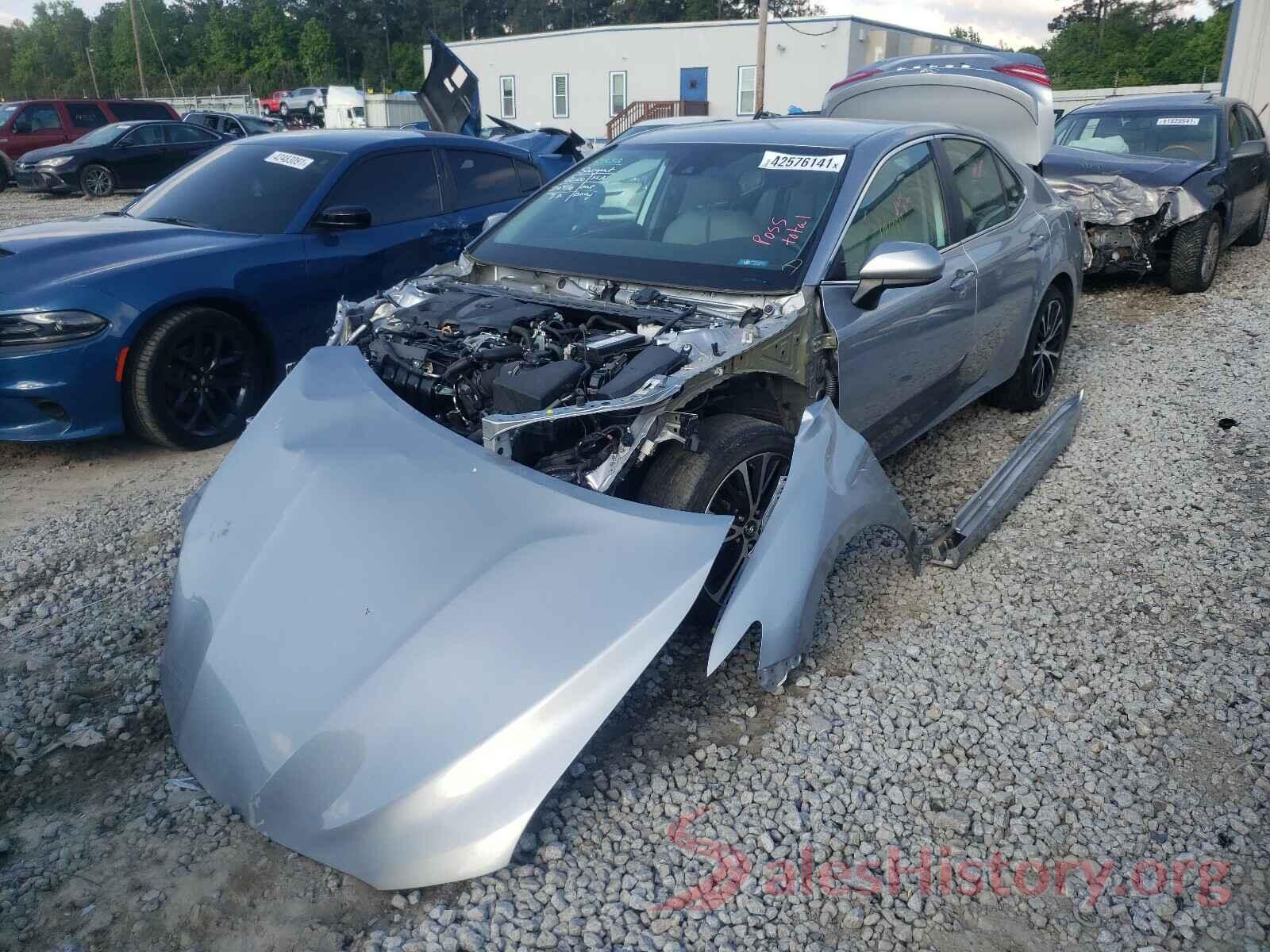 4T1B11HK2KU177920 2019 TOYOTA CAMRY