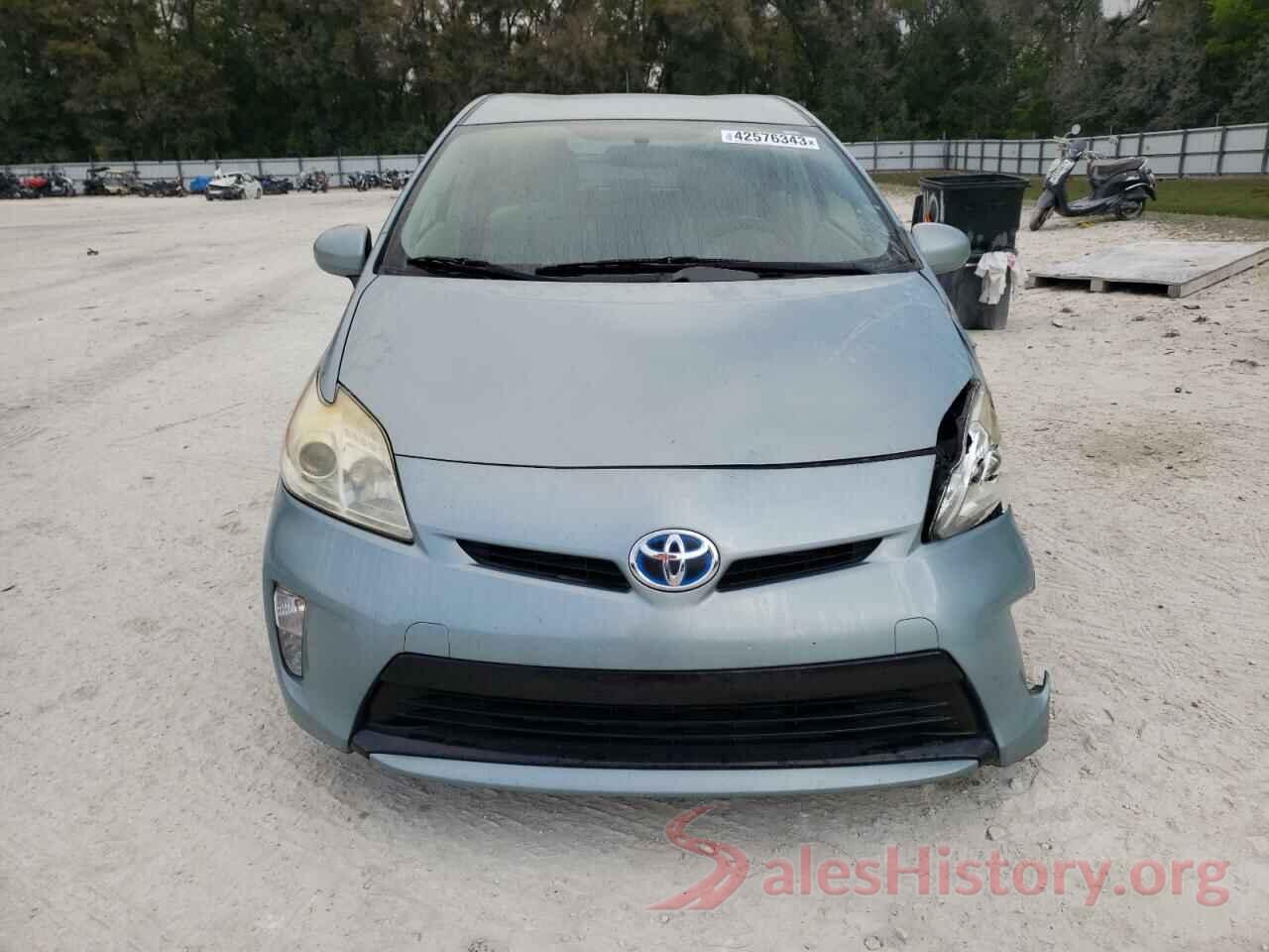 JTDKN3DU0F1958549 2015 TOYOTA PRIUS