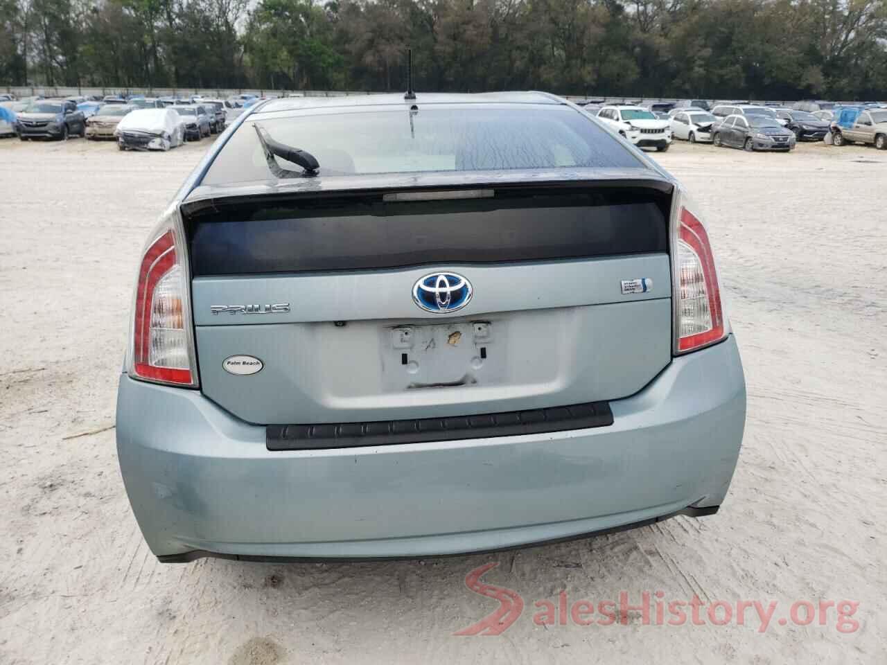 JTDKN3DU0F1958549 2015 TOYOTA PRIUS