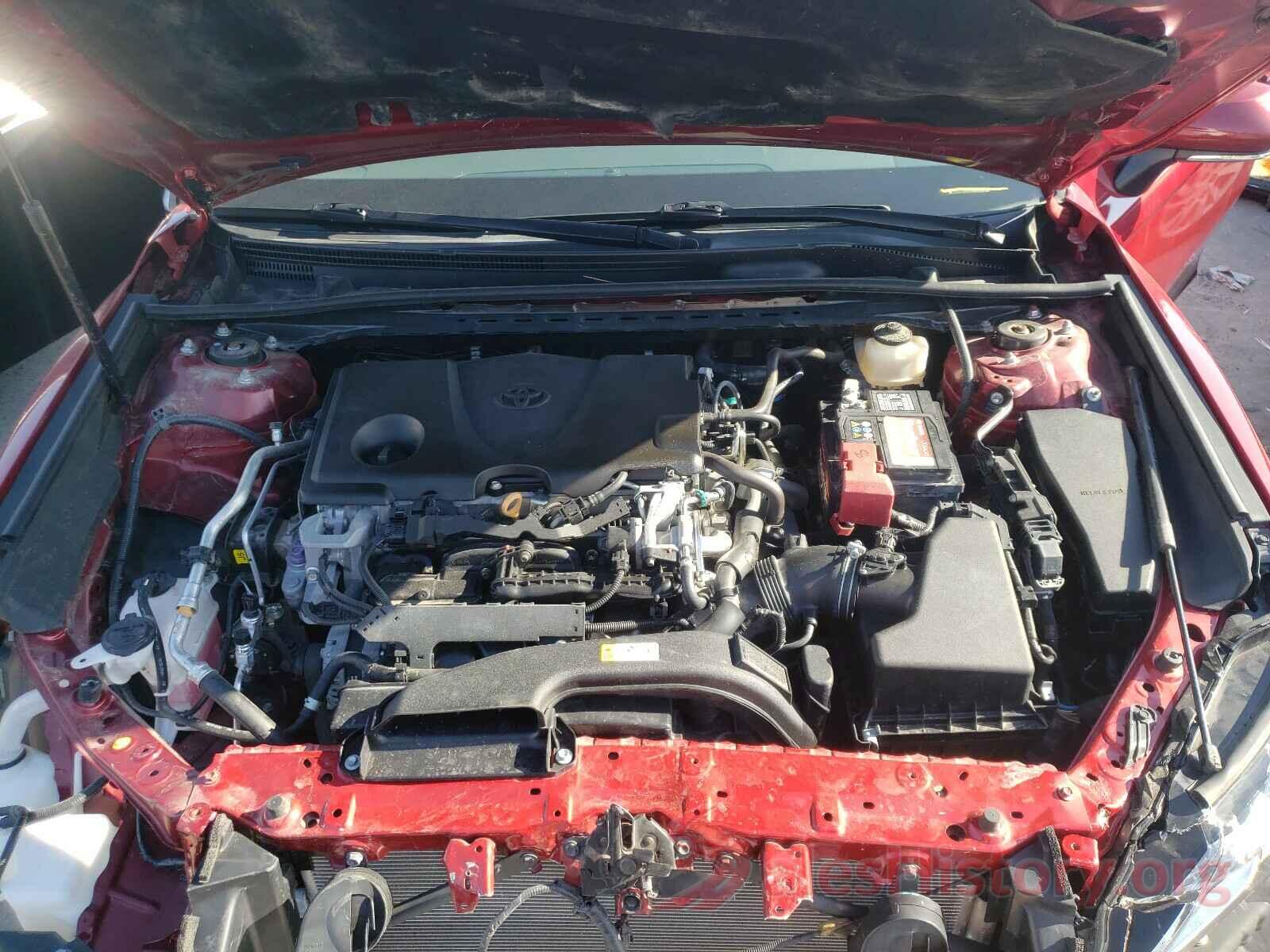 4T1B11HK2JU592332 2018 TOYOTA CAMRY