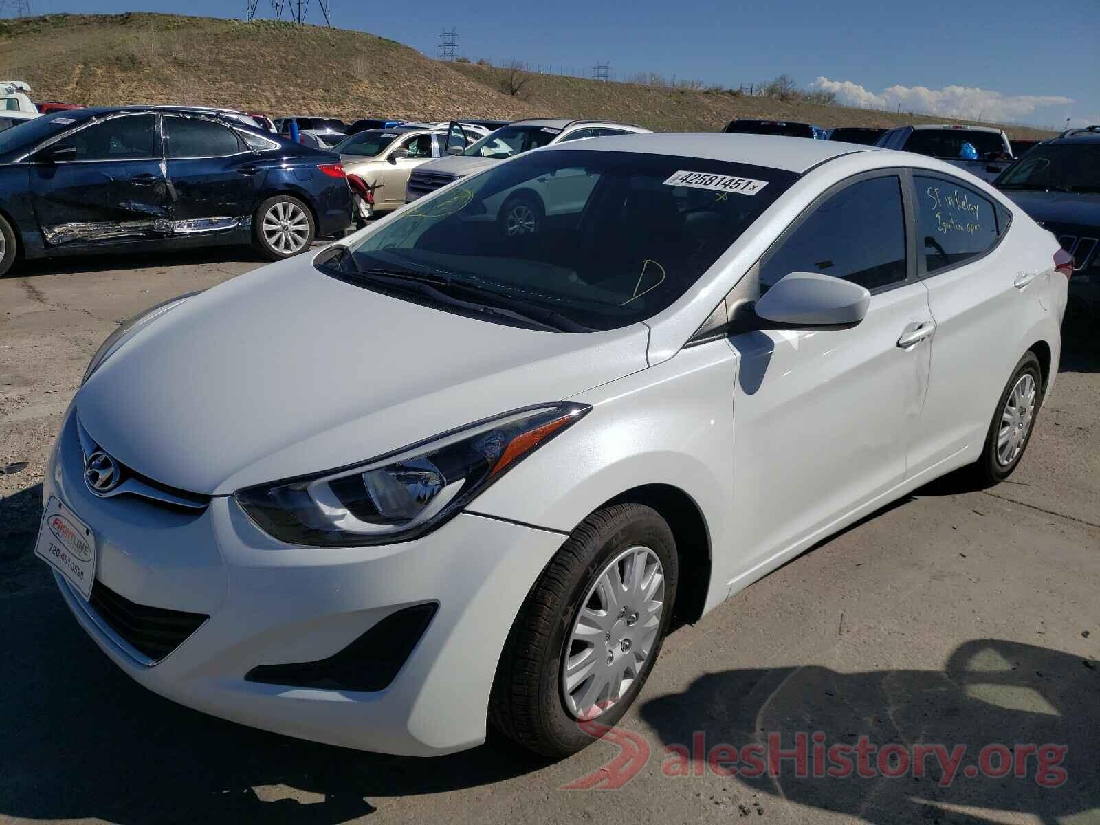 5NPDH4AE9GH744267 2016 HYUNDAI ELANTRA