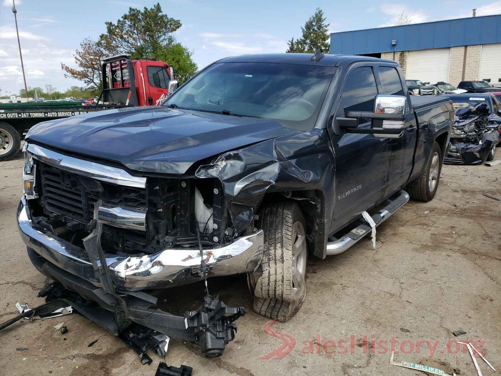 1GCVKREC0JZ233588 2018 CHEVROLET SILVERADO