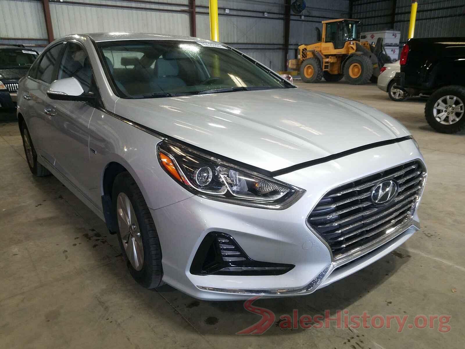 KMHE24L39KA088276 2019 HYUNDAI SONATA