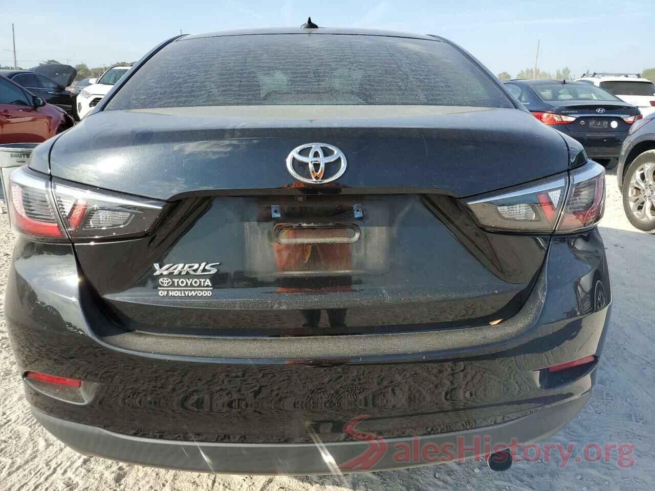 3MYDLBYV1KY501946 2019 TOYOTA YARIS