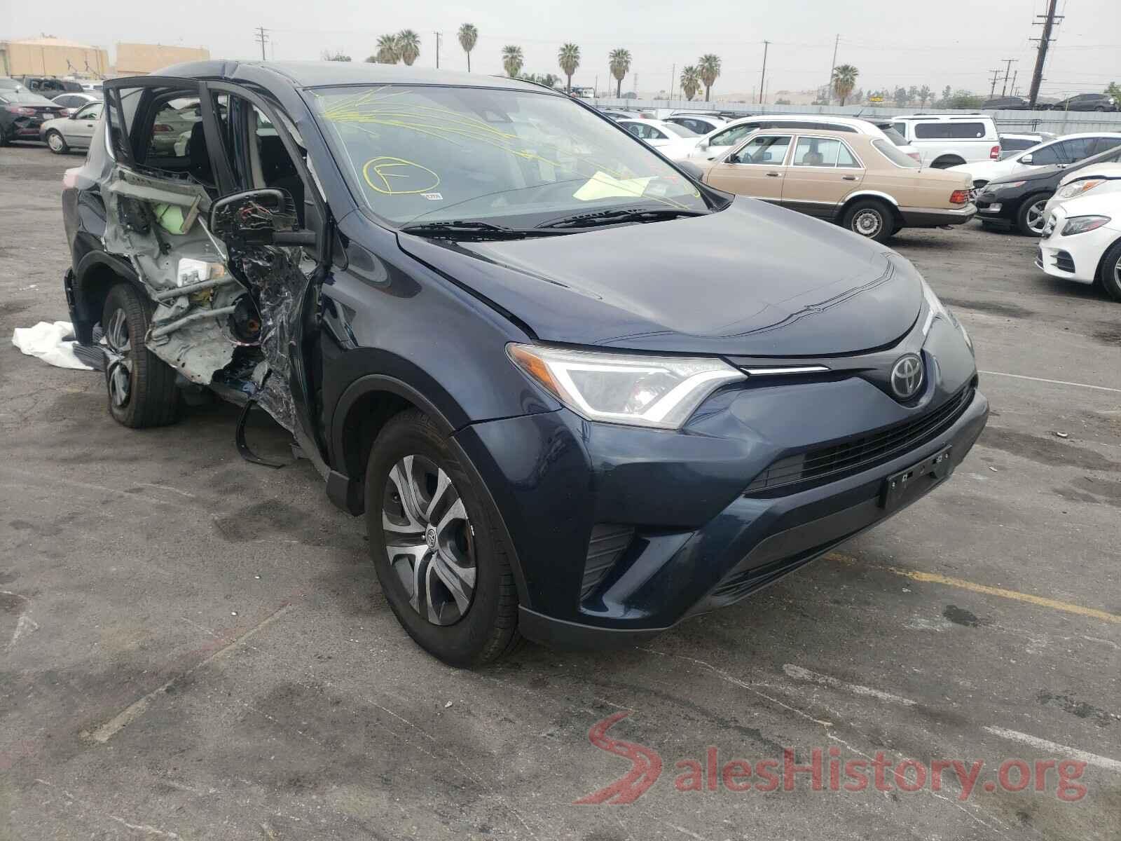 JTMZFREV4JJ752052 2018 TOYOTA RAV4